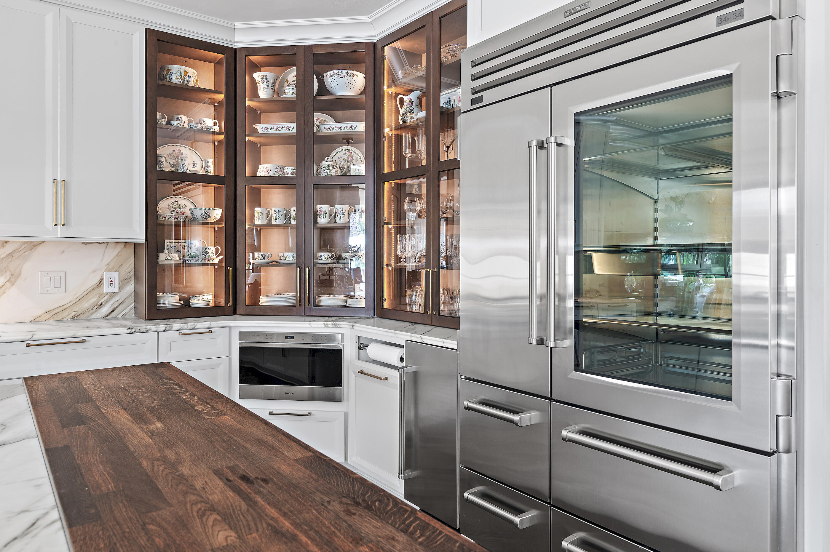 BAYTOWNE AVE EAST - Residential