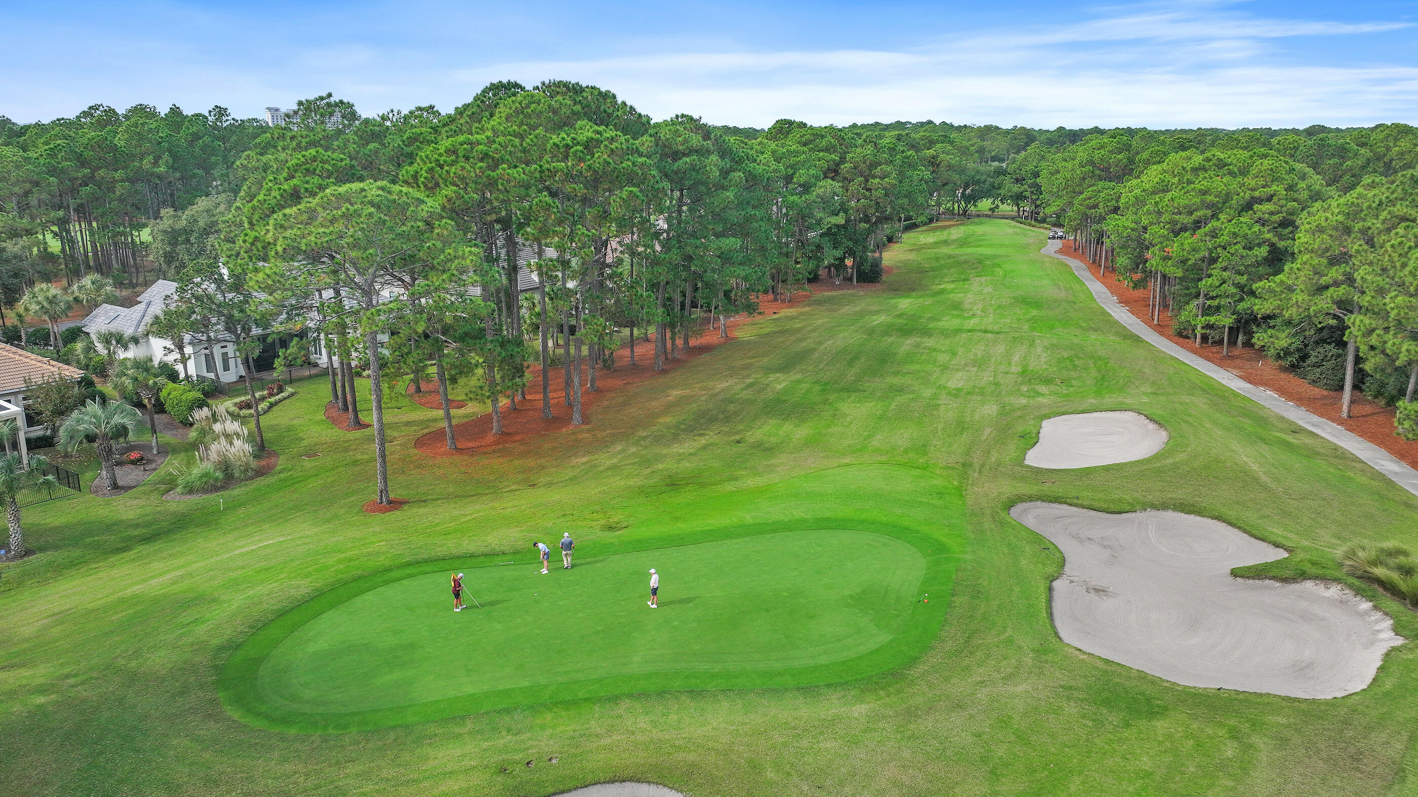 BAYTOWNE AVE EAST - Residential