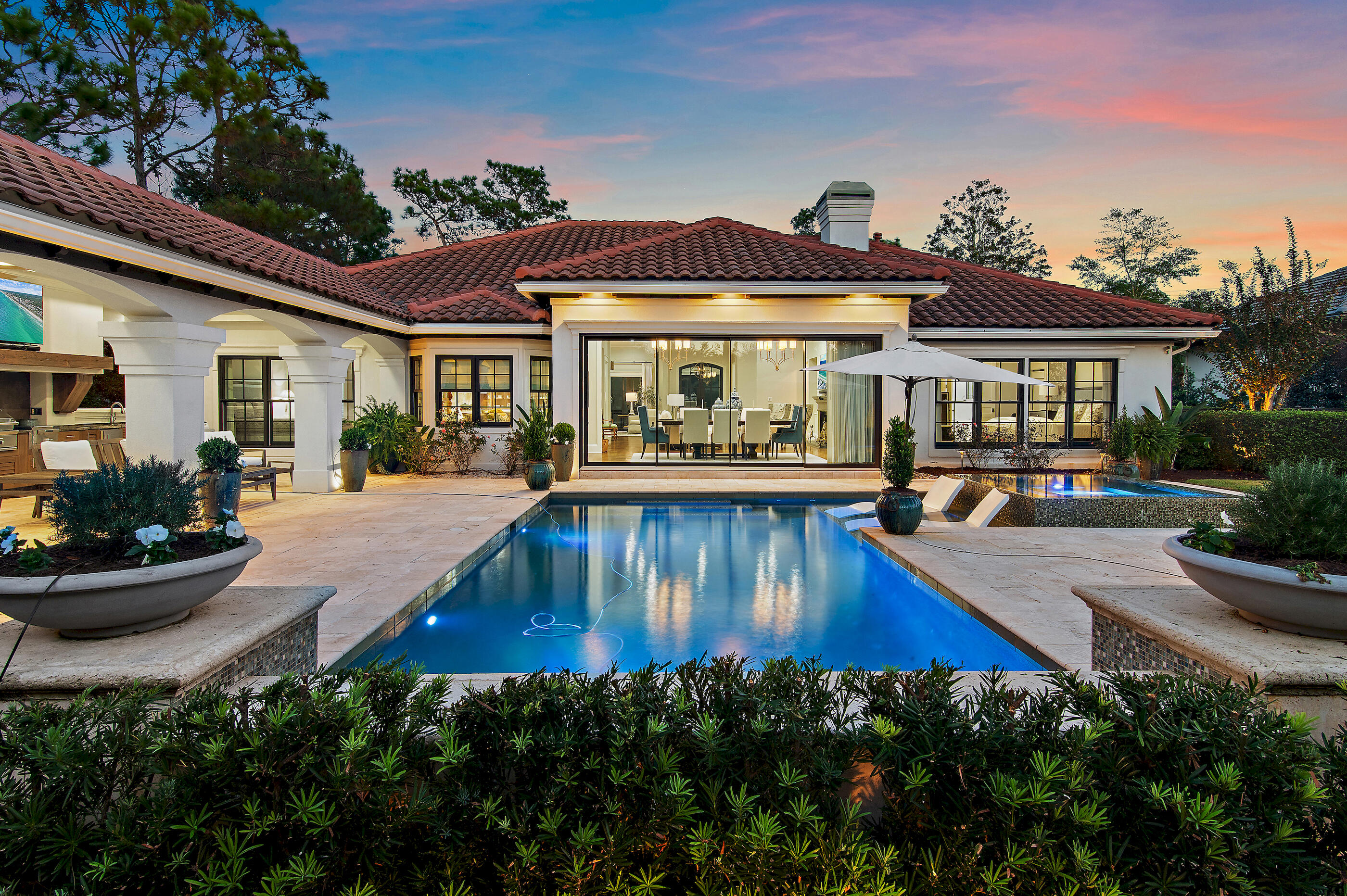 BAYTOWNE AVE EAST - Residential