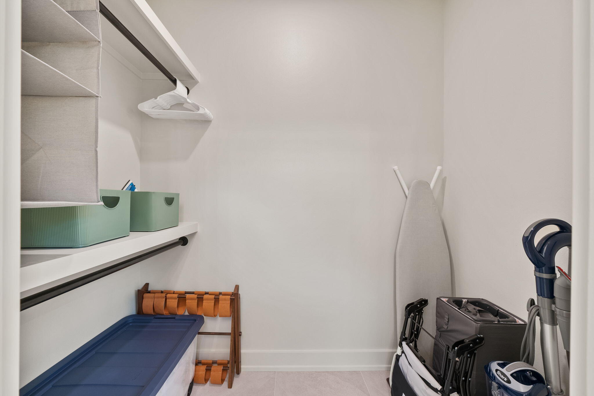 Laguna Beach Estates 6th Add - Residential