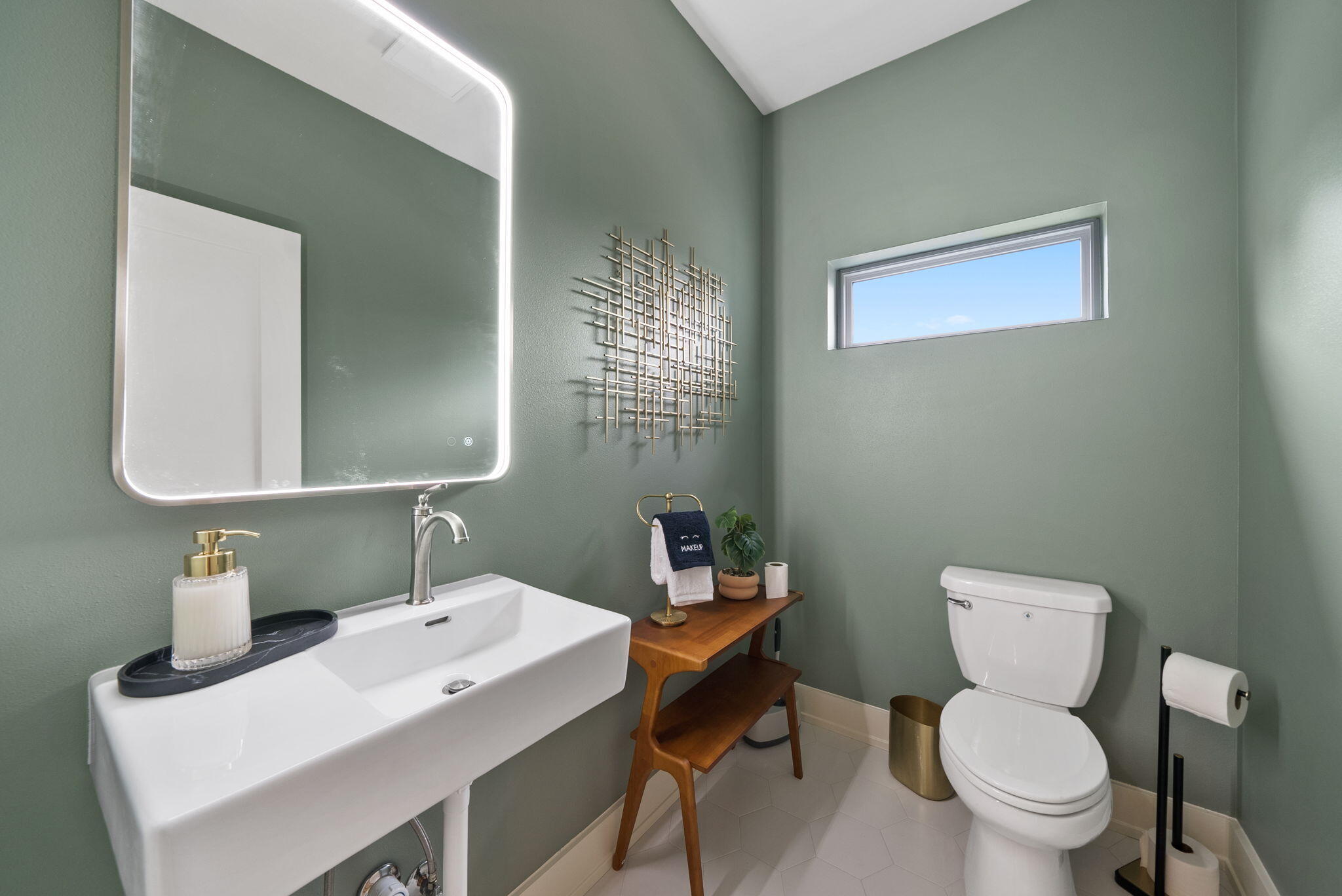 Laguna Beach Estates 6th Add - Residential