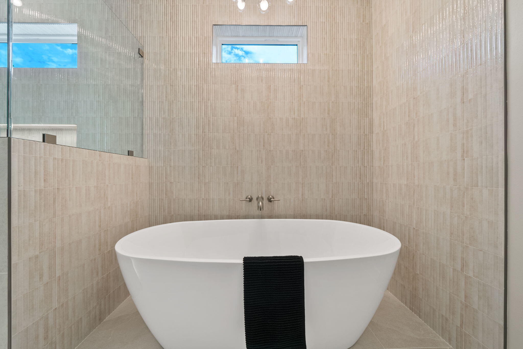 Laguna Beach Estates 6th Add - Residential