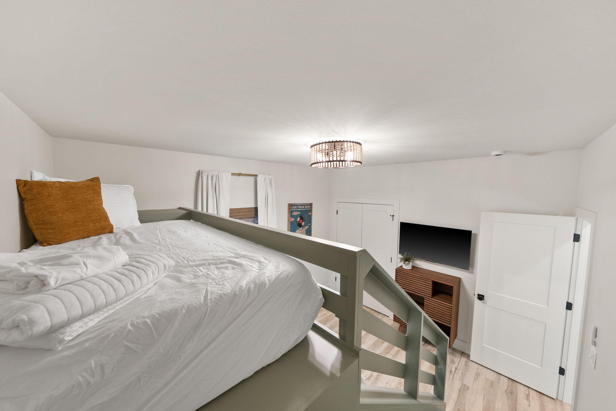 Laguna Beach Estates 6th Add - Residential