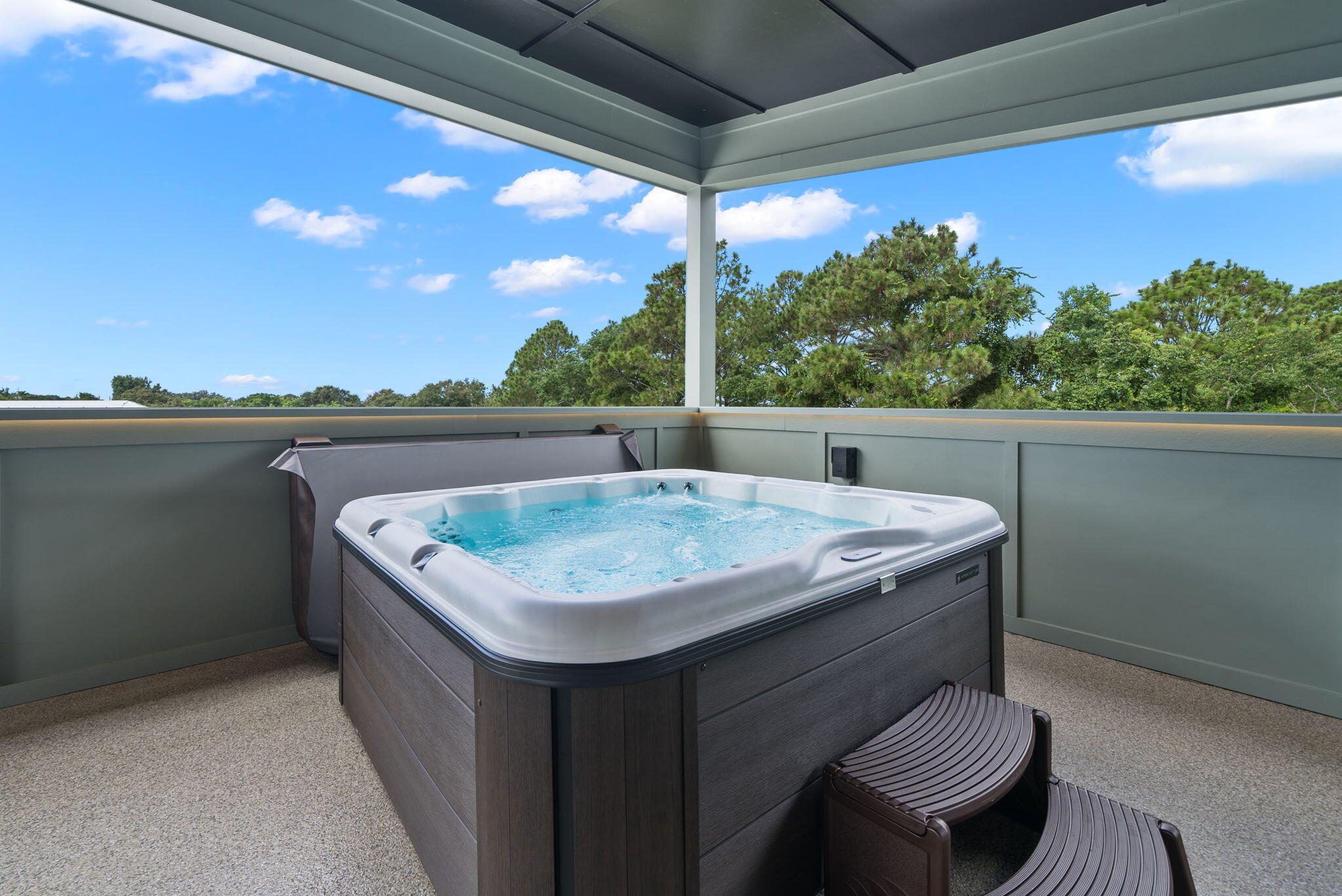 Laguna Beach Estates 6th Add - Residential