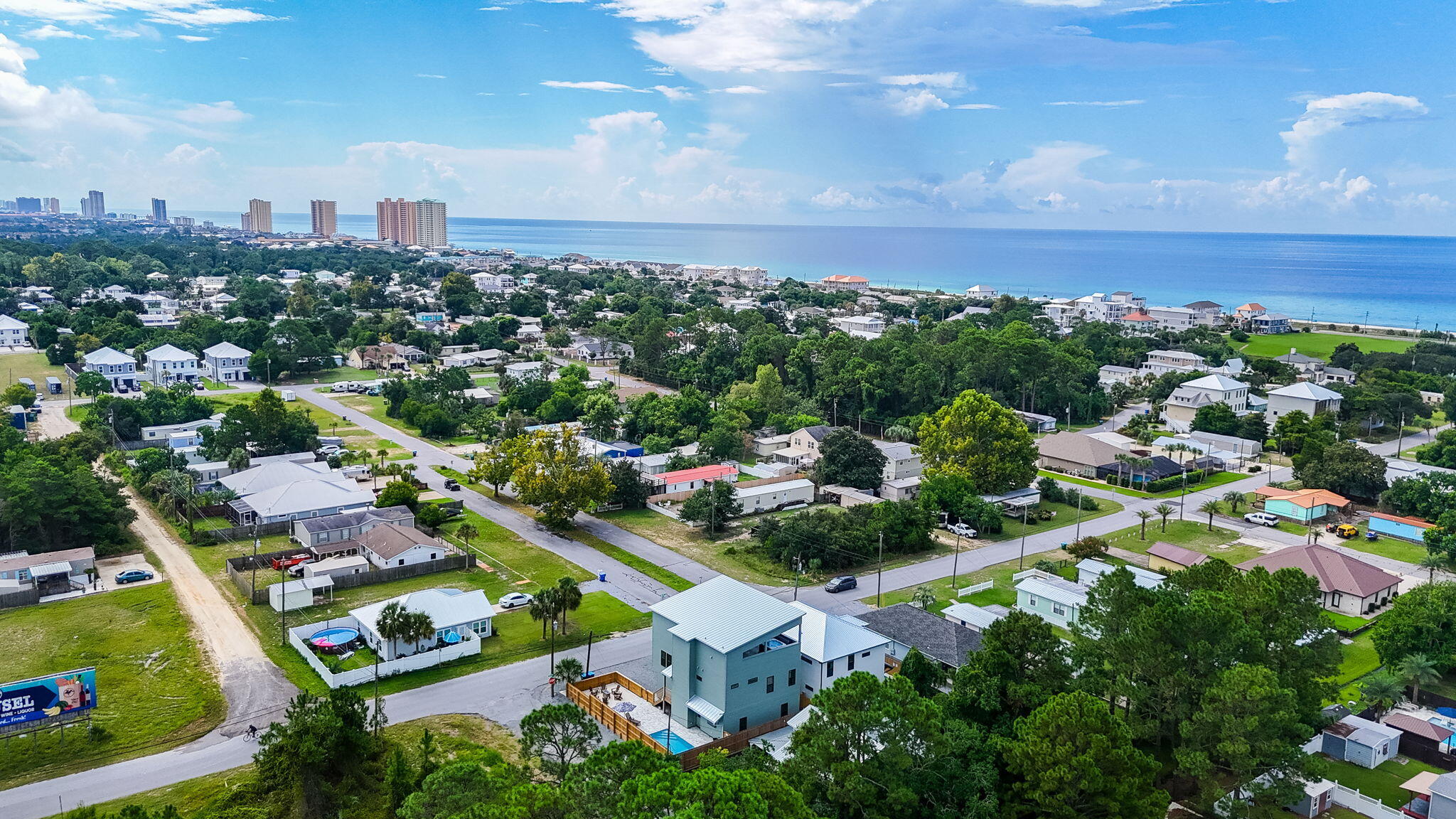 Laguna Beach Estates 6th Add - Residential