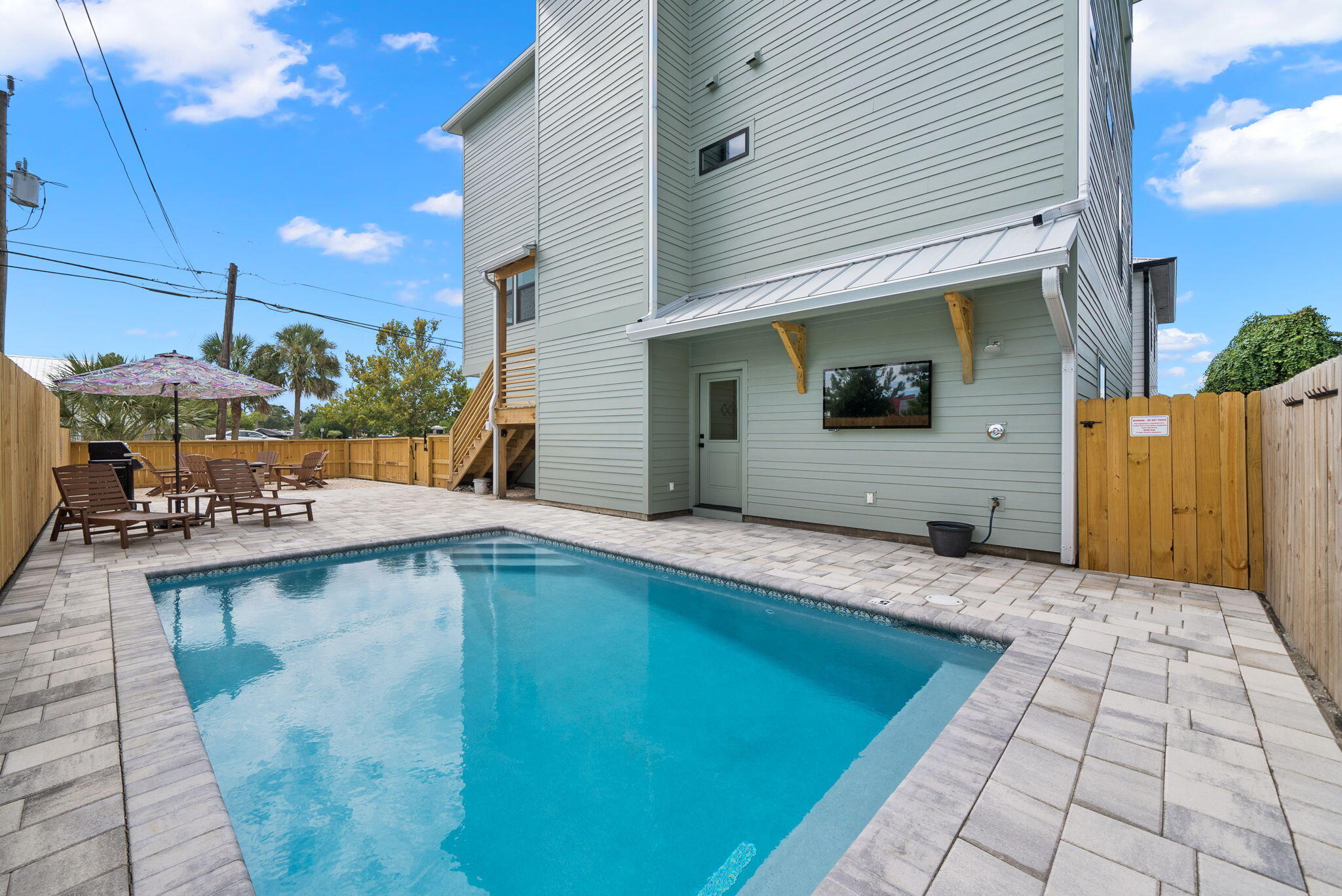 Laguna Beach Estates 6th Add - Residential