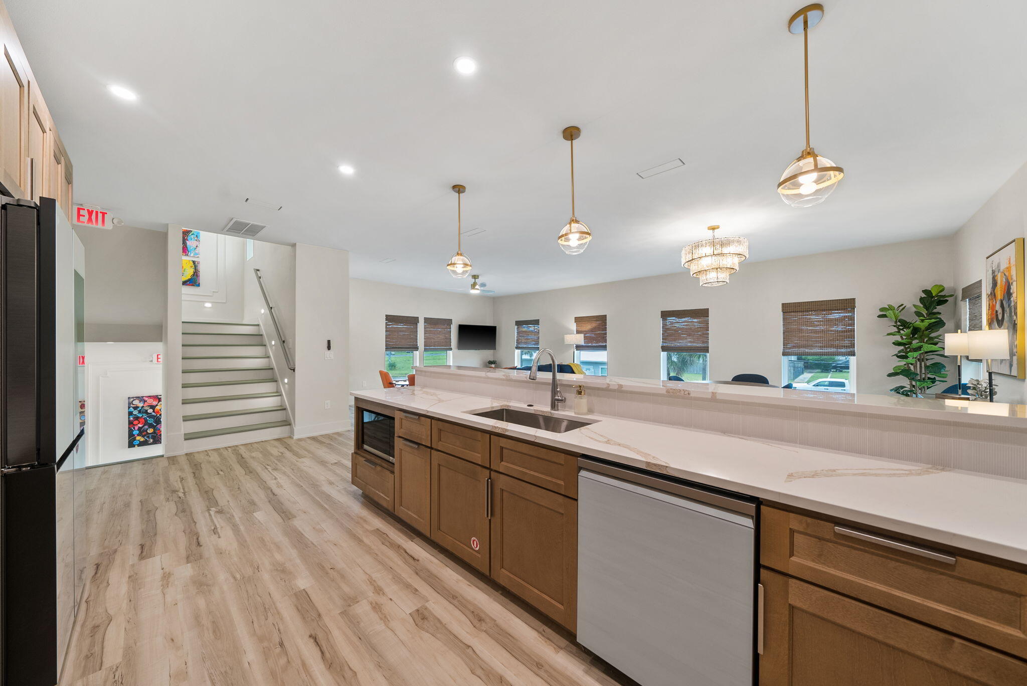 Laguna Beach Estates 6th Add - Residential