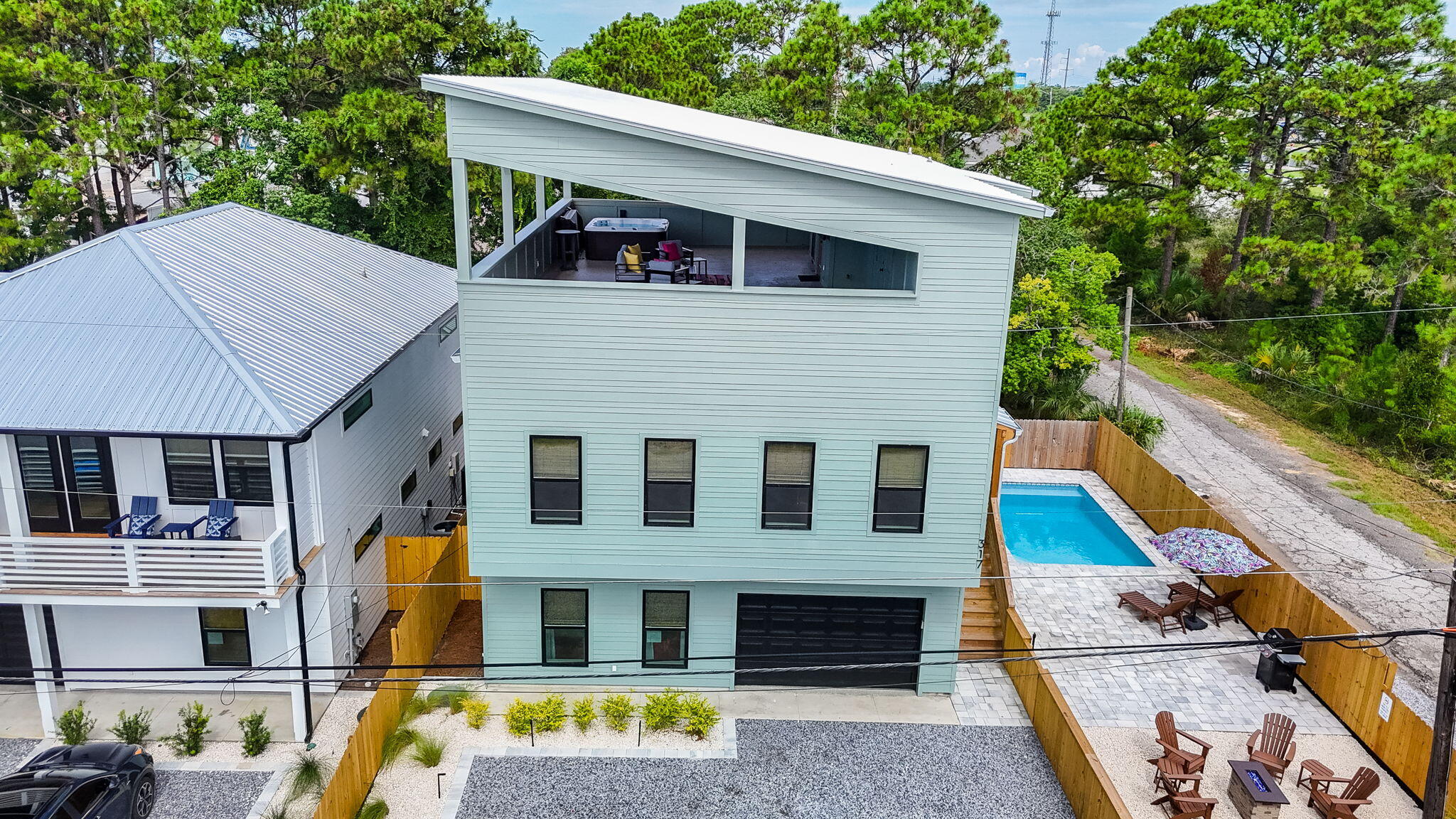 Laguna Beach Estates 6th Add - Residential