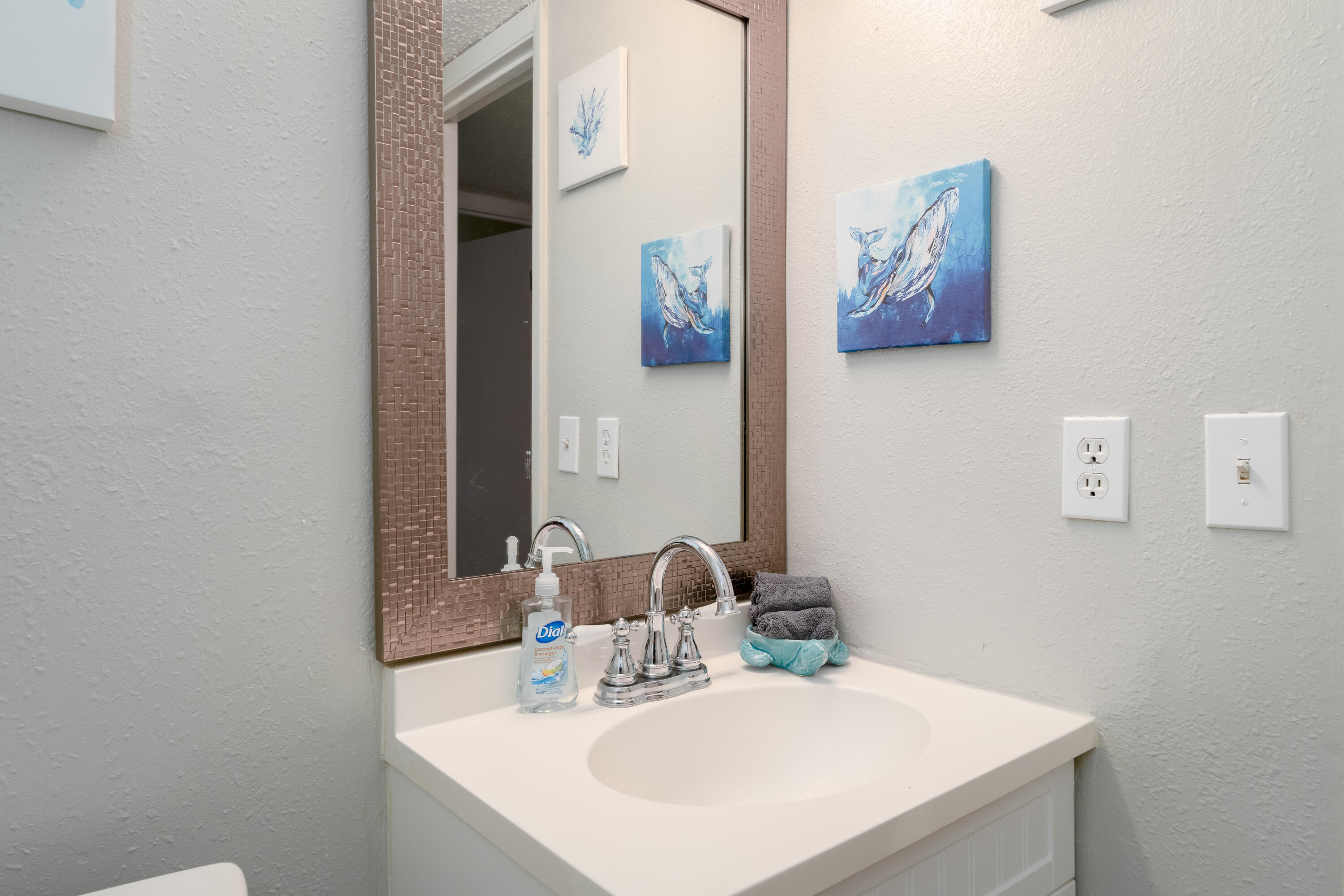 CEDARS CONDO - Residential
