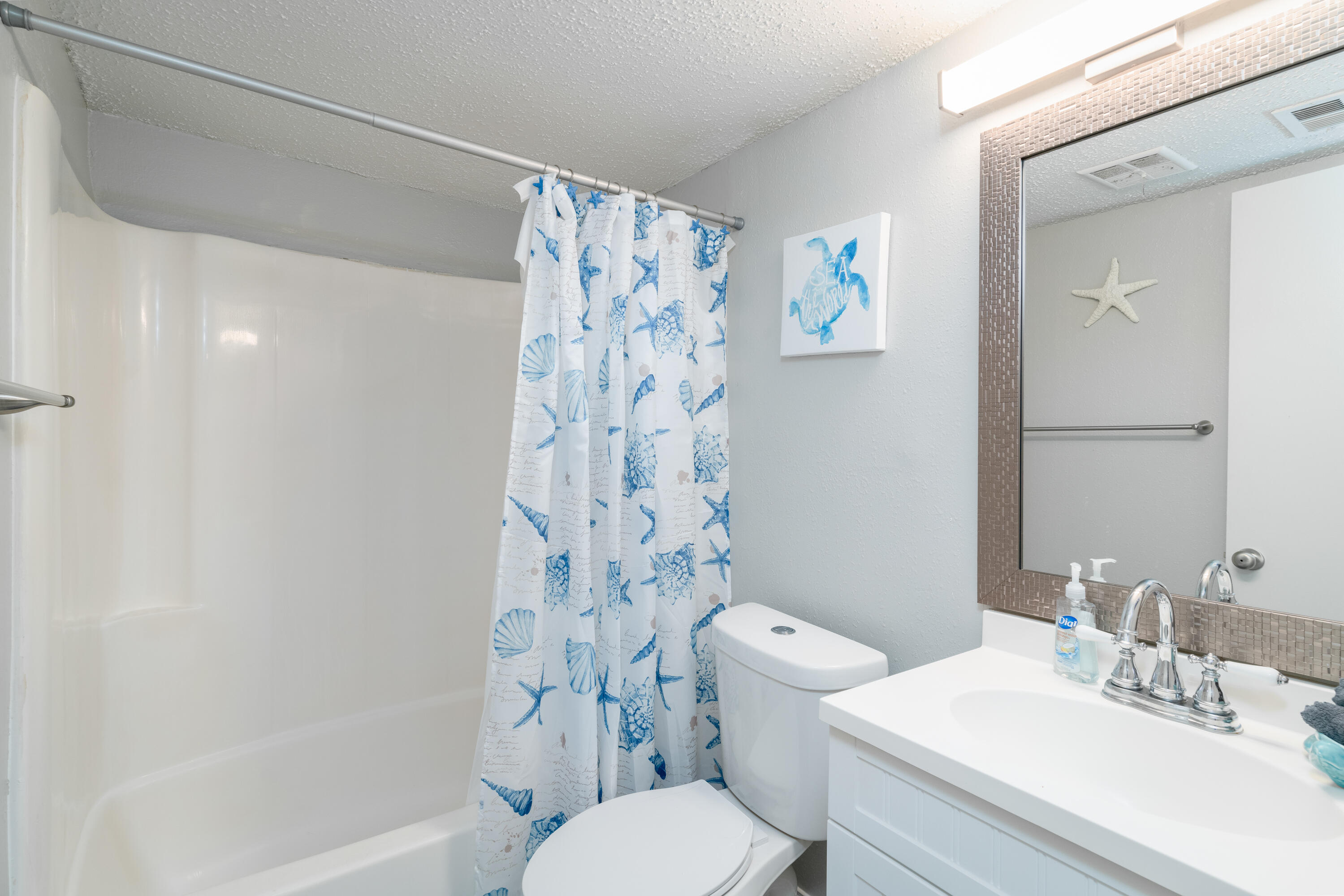 CEDARS CONDO - Residential