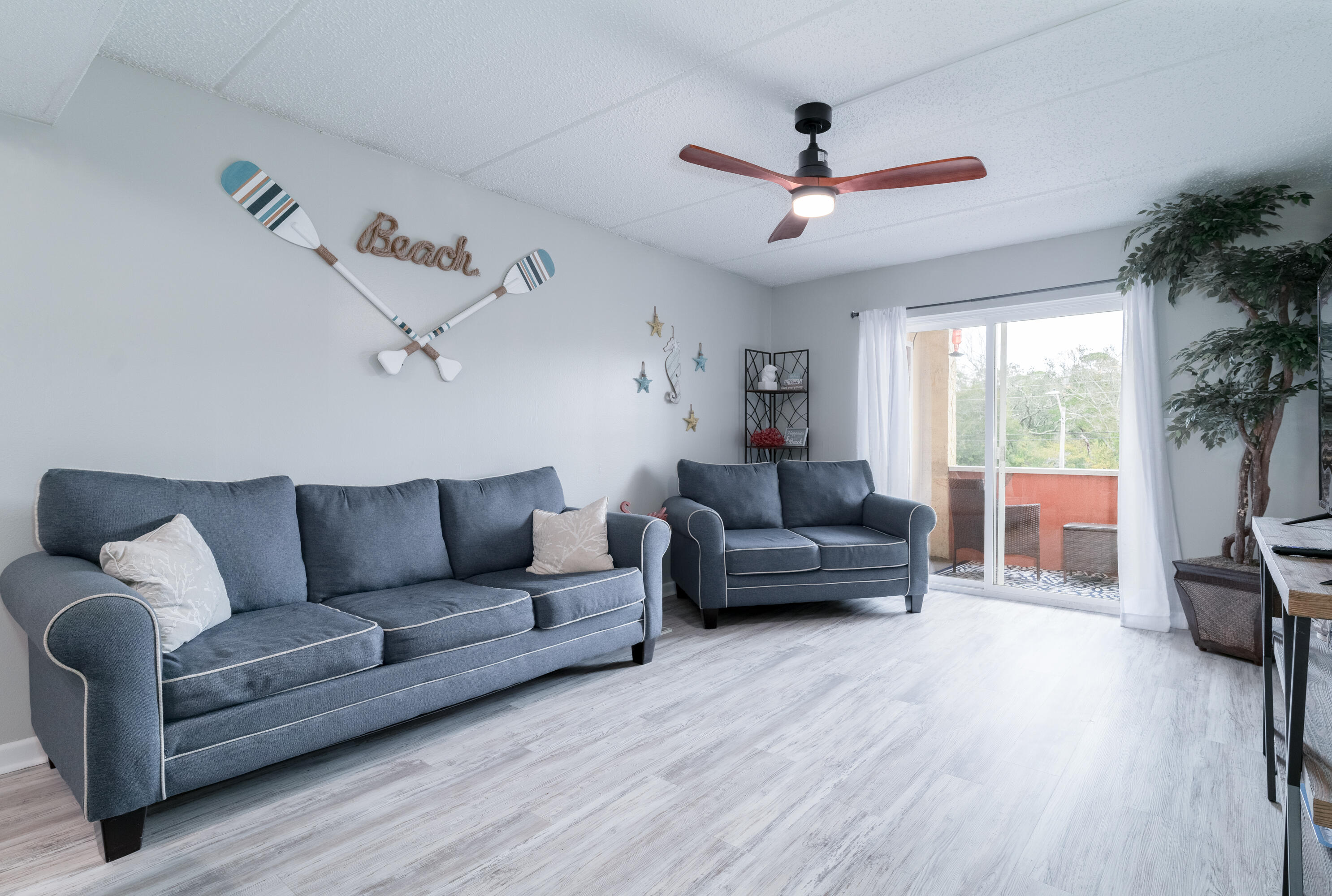 CEDARS CONDO - Residential