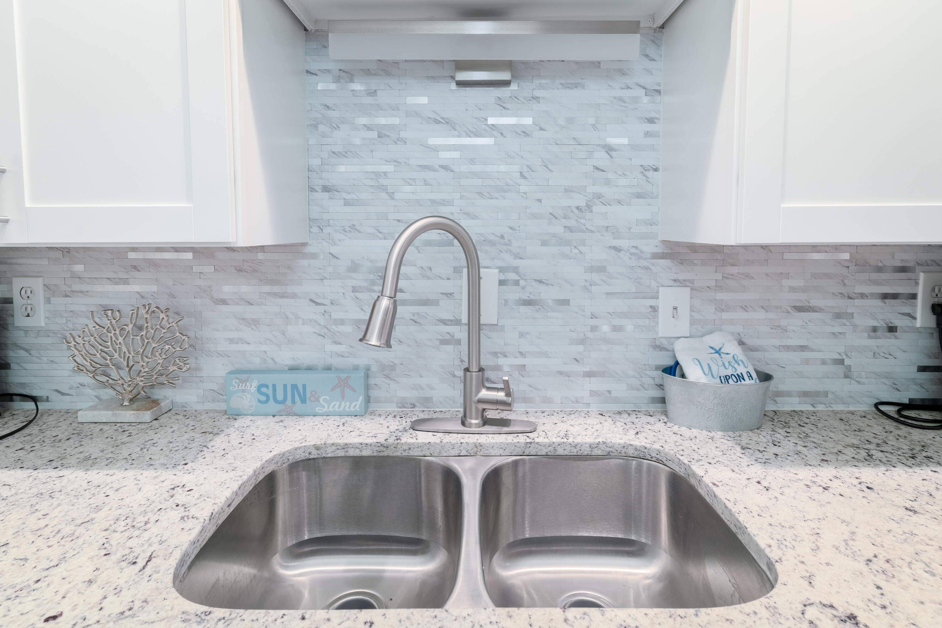 CEDARS CONDO - Residential