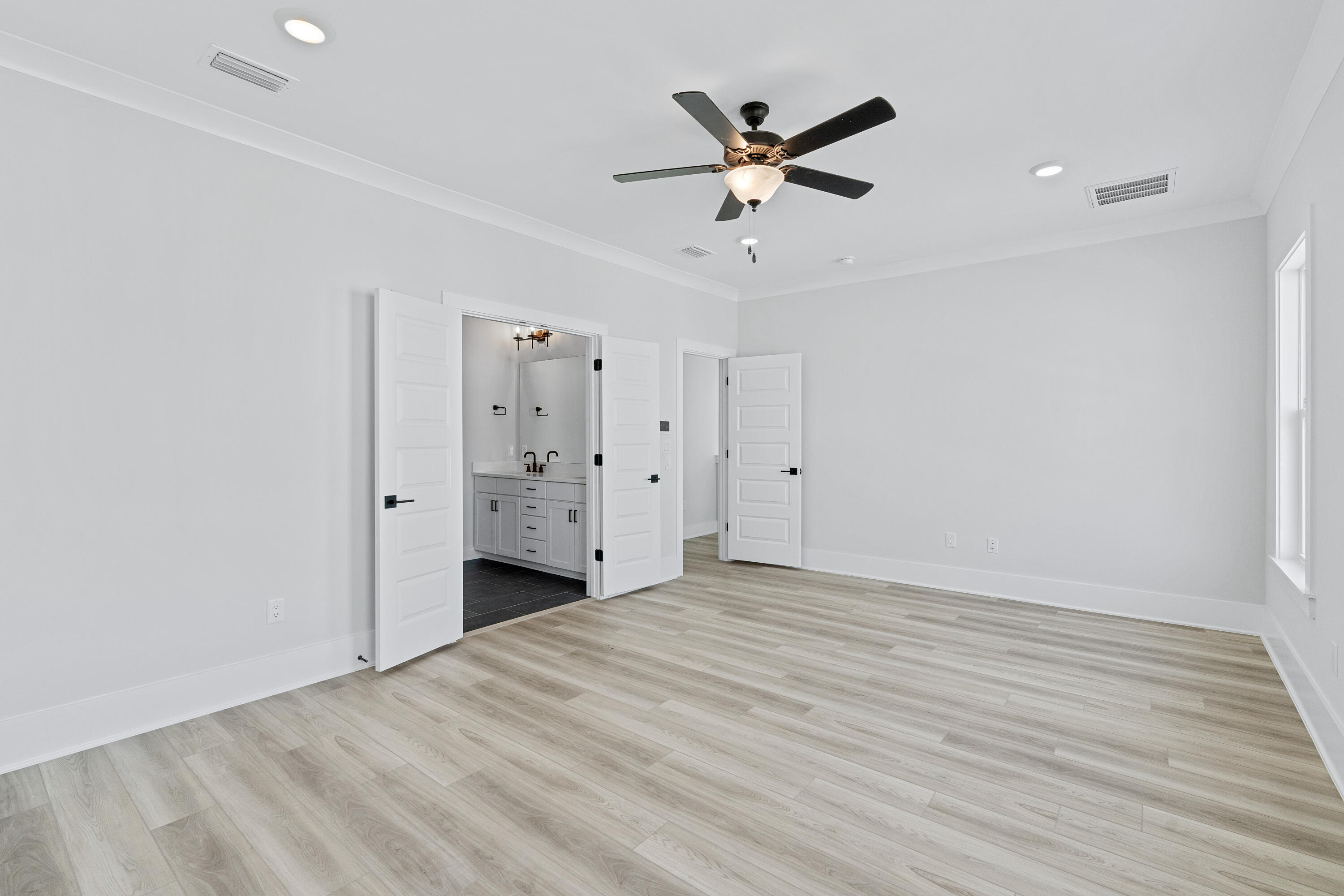 Cessna Village - Residential