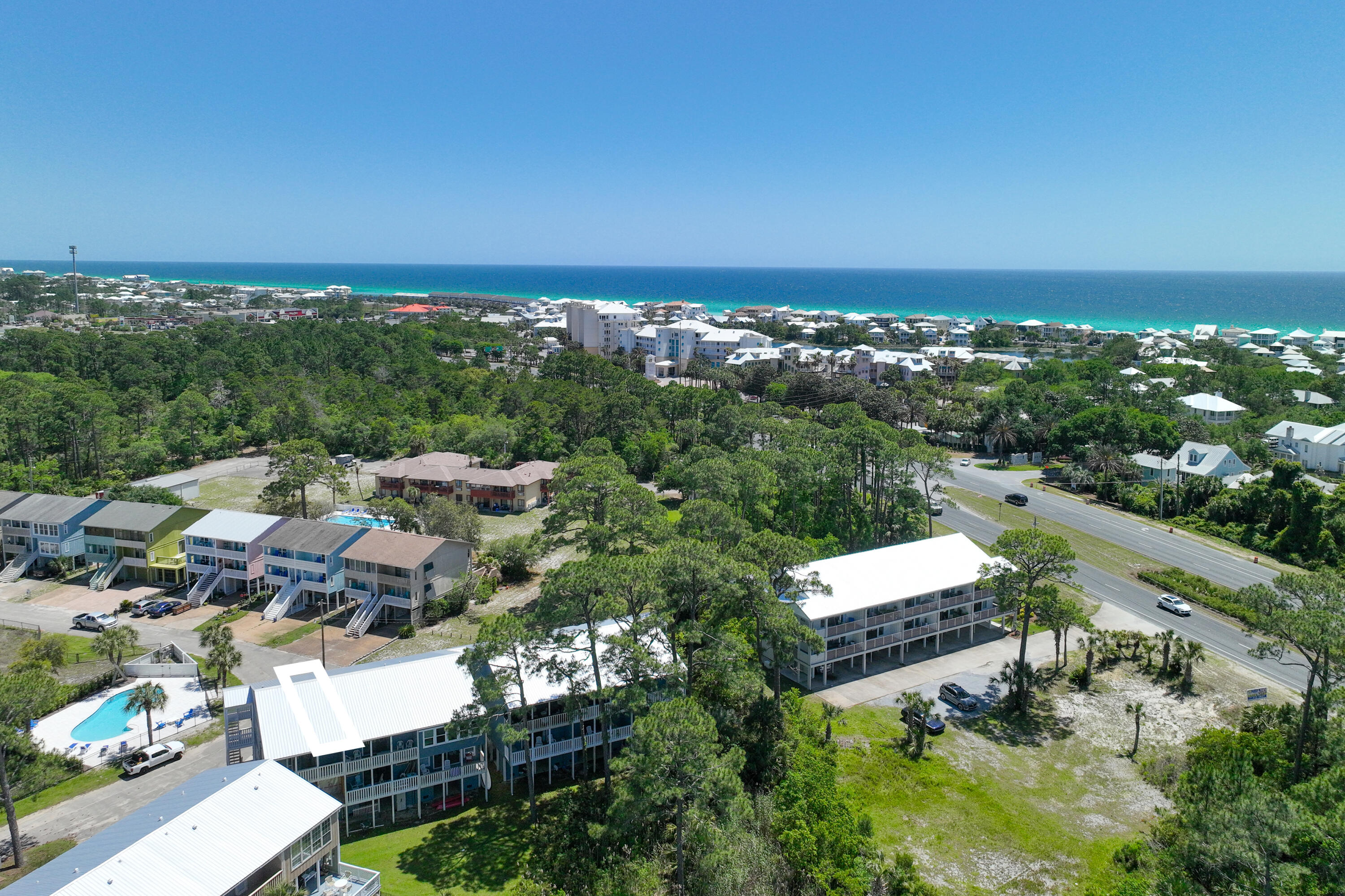 PIRATES COVE INLET CONDO - Residential