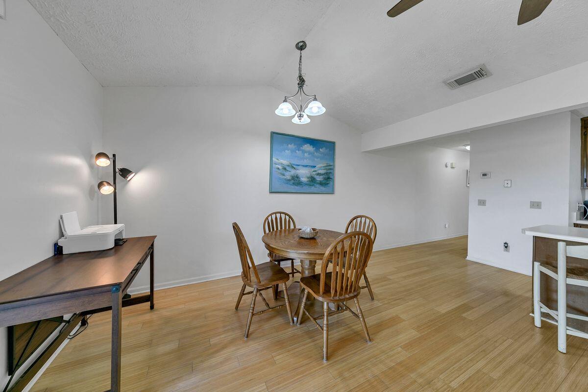 PIRATES COVE INLET CONDO - Residential