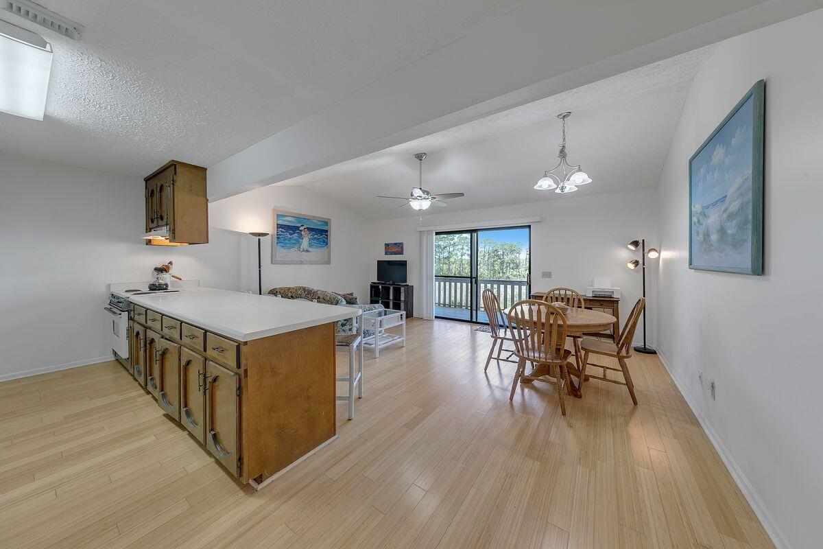 PIRATES COVE INLET CONDO - Residential