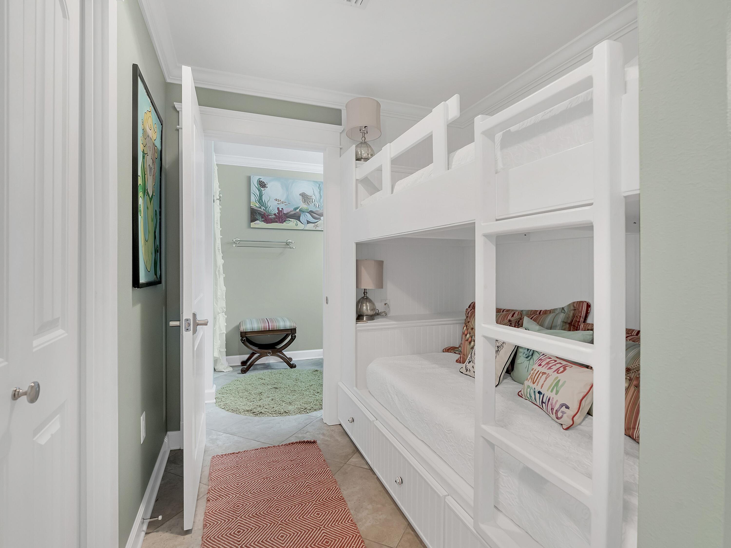 BEACH RESORT - Residential