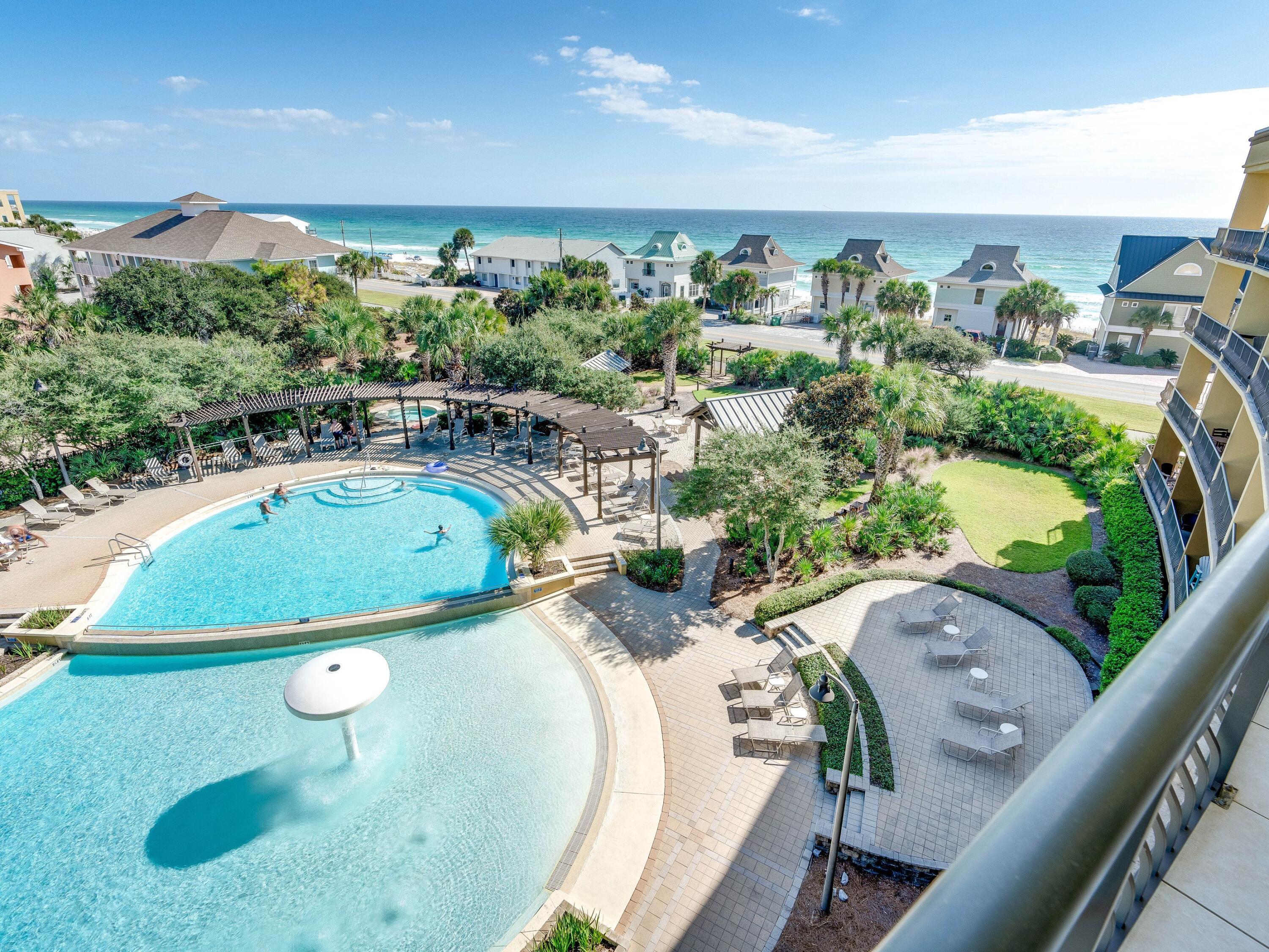 BEACH RESORT - Residential