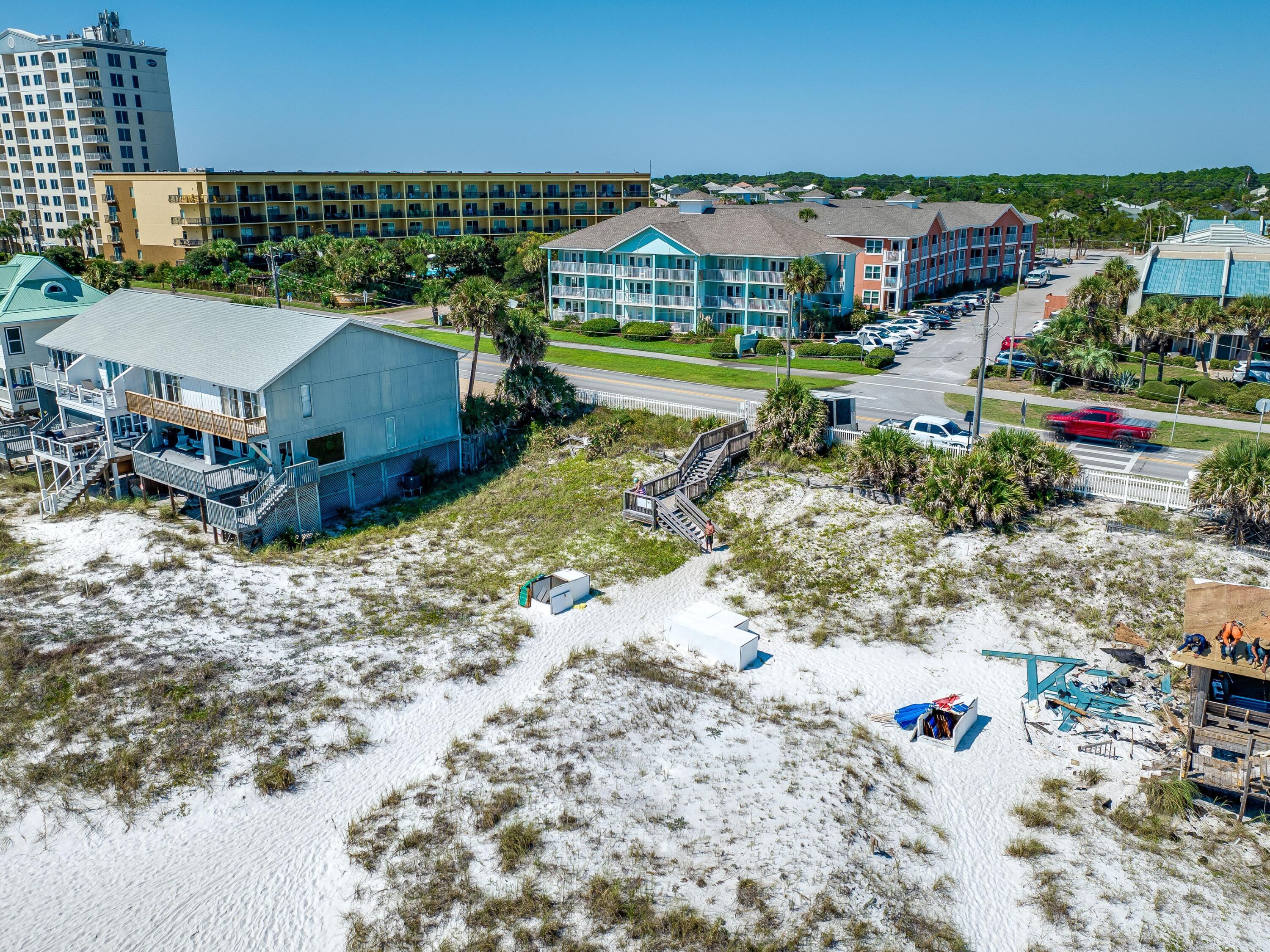 BEACH RESORT - Residential