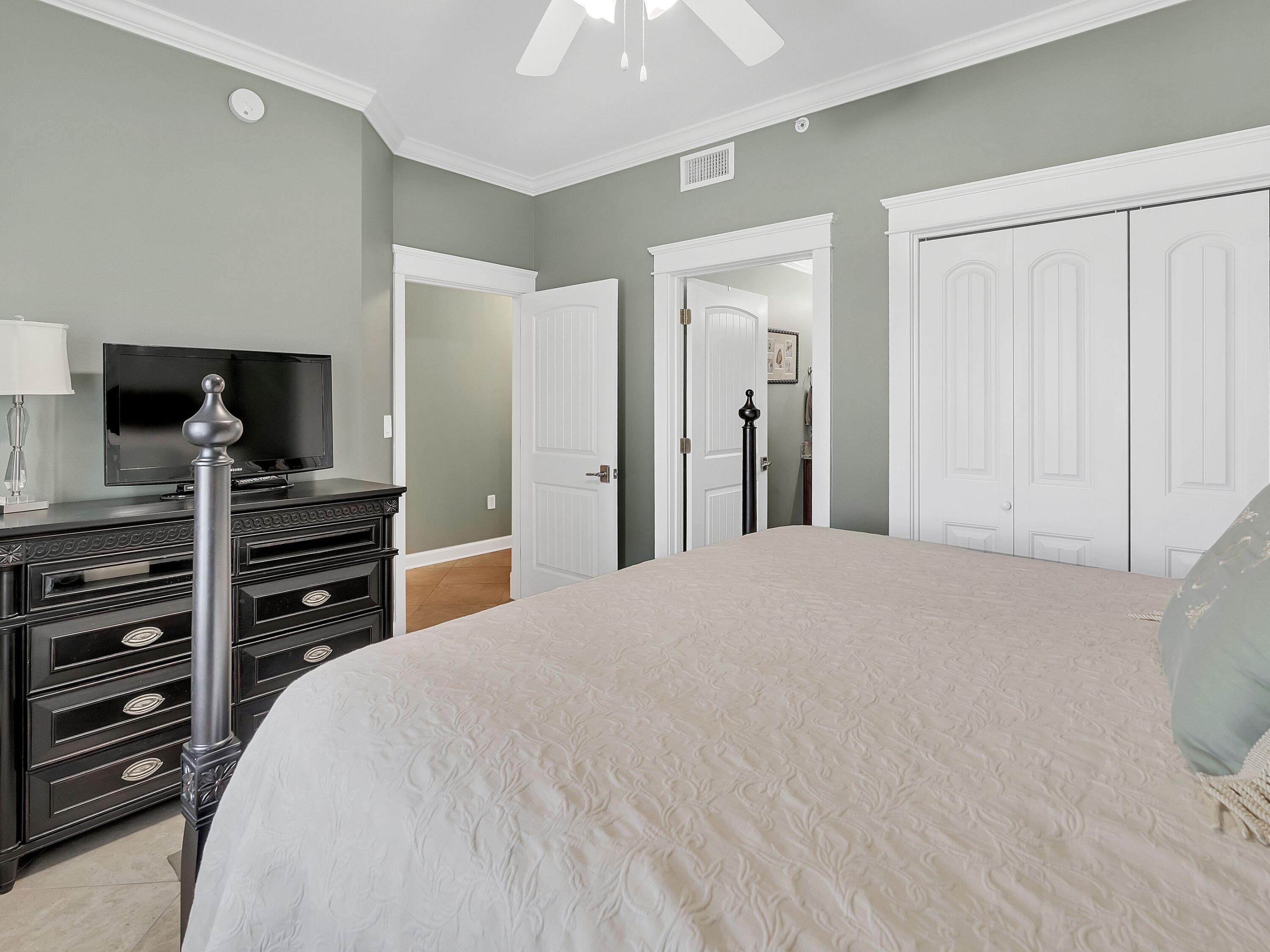 BEACH RESORT - Residential