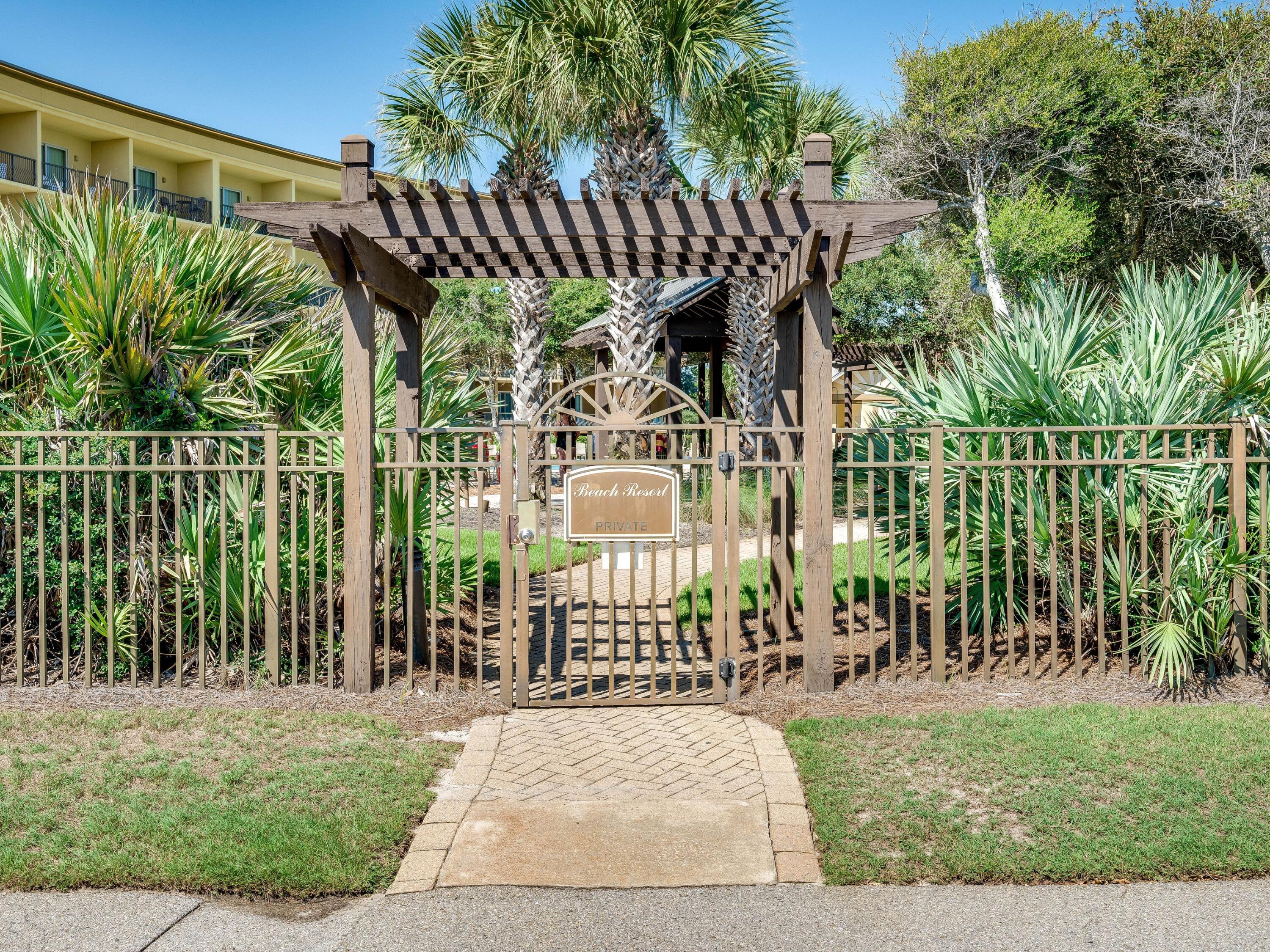 BEACH RESORT - Residential