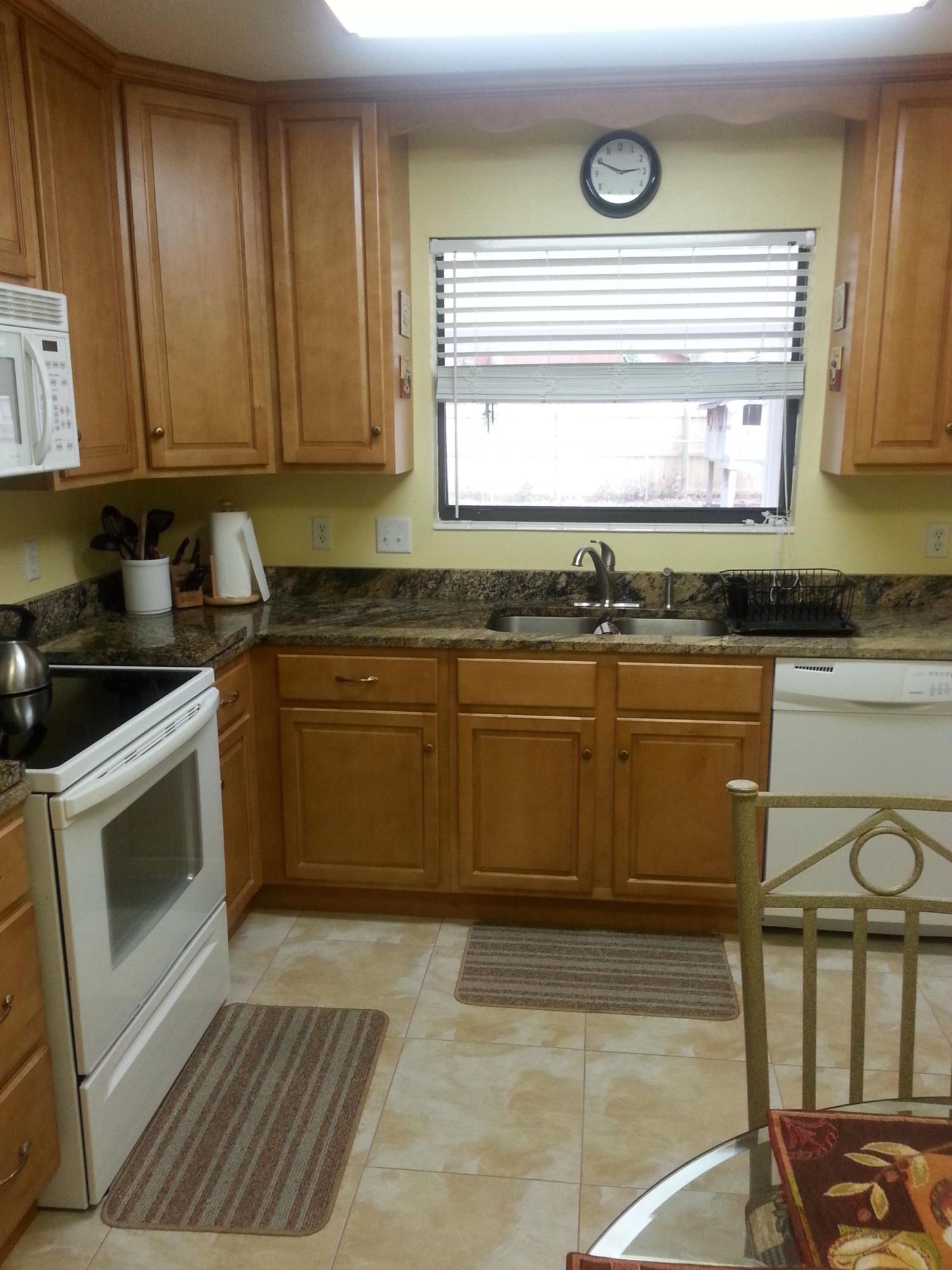 CAROL ANNE MANOR - Residential