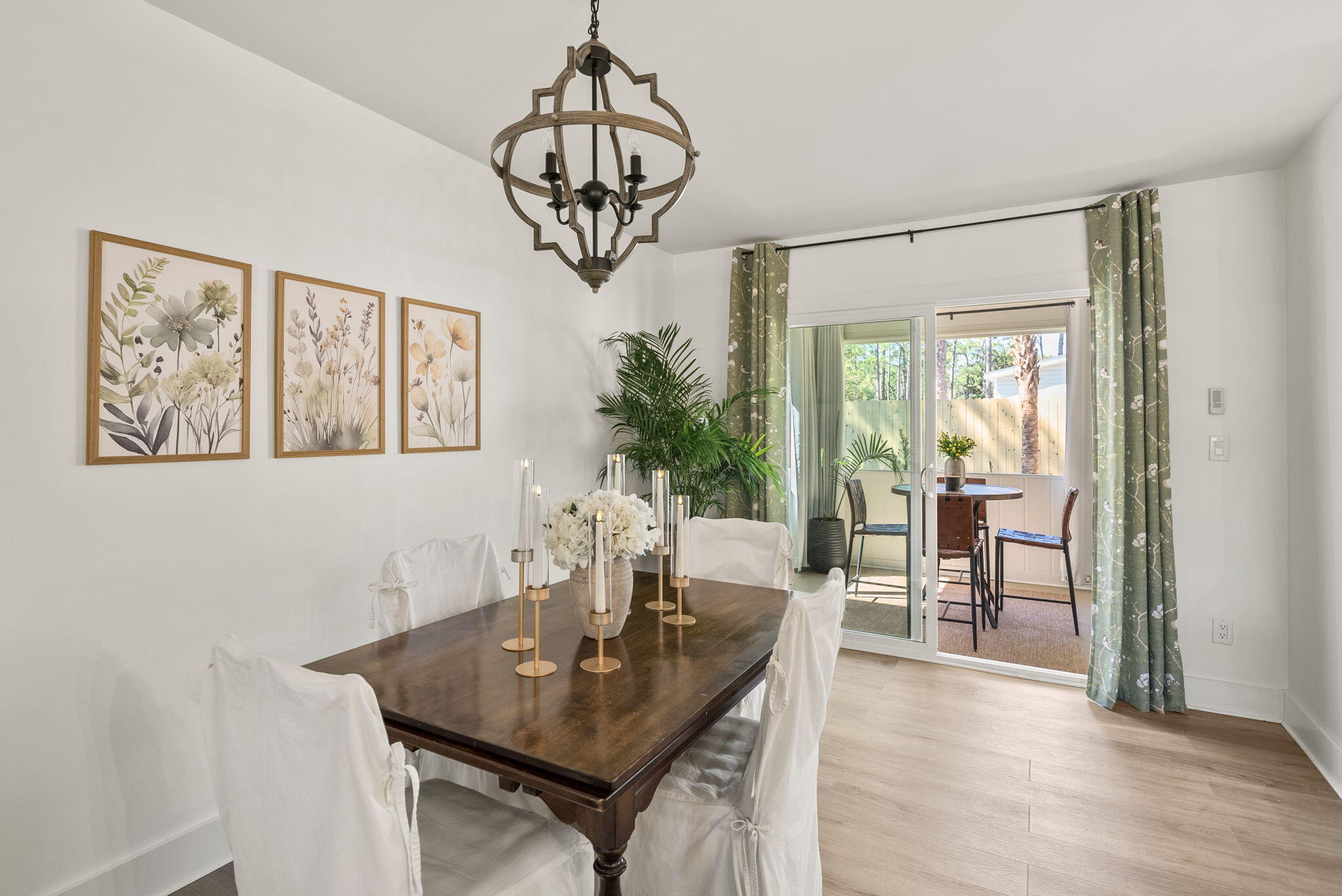 EXCLUSIVE BEACH - Residential