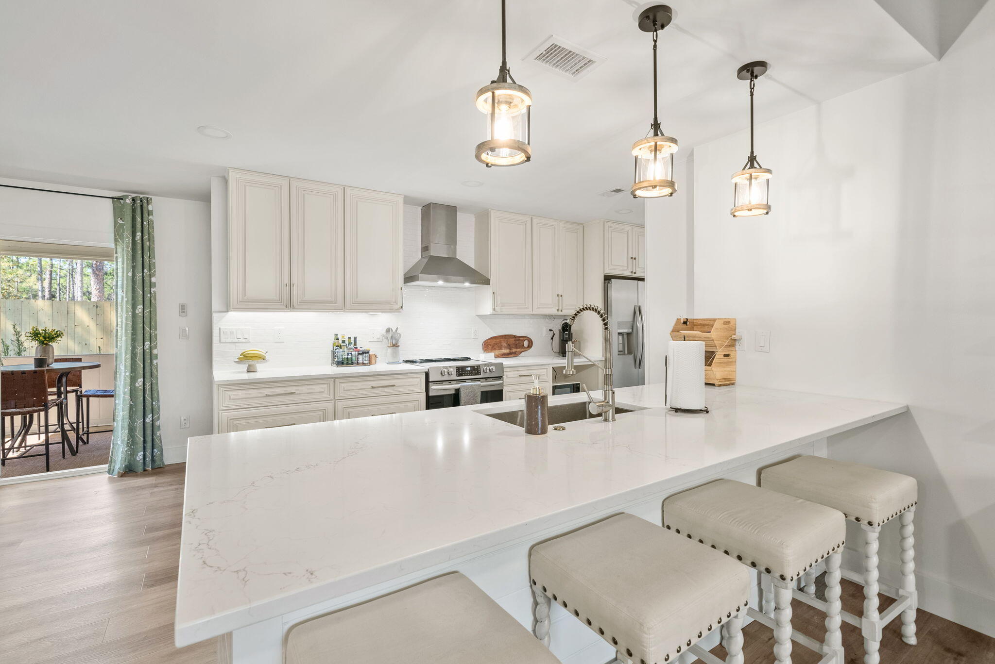 EXCLUSIVE BEACH - Residential