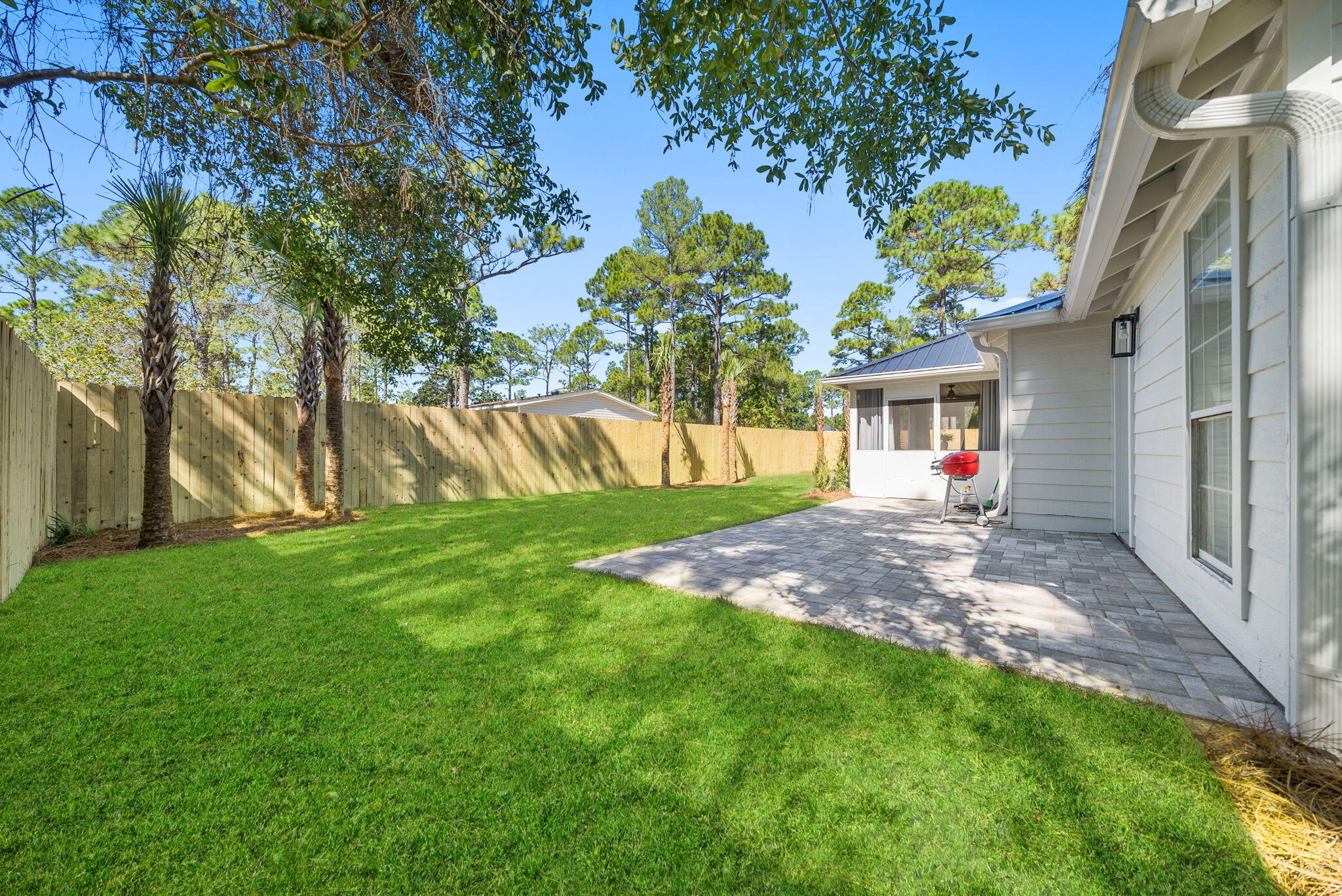 EXCLUSIVE BEACH - Residential