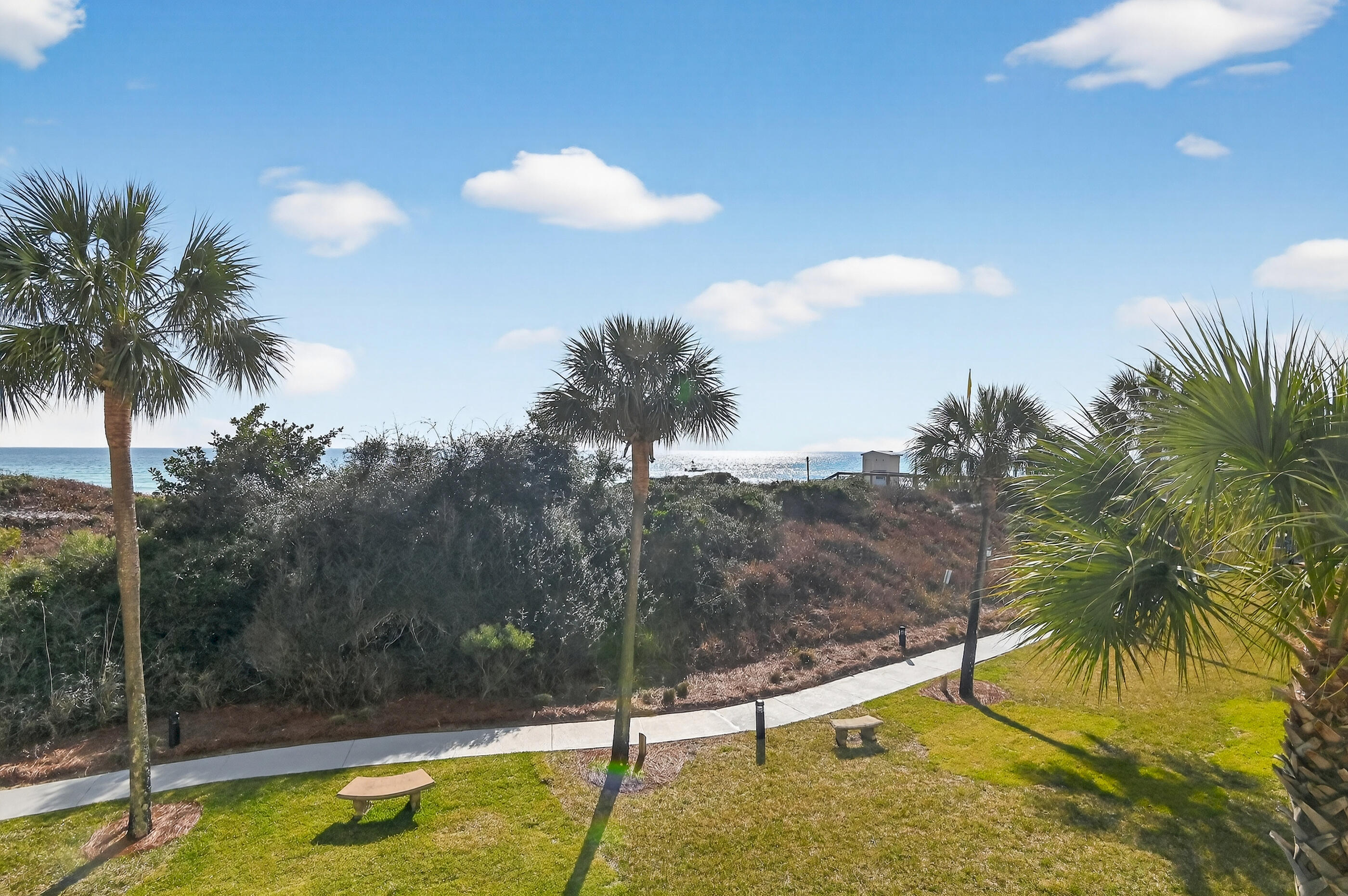 TOPS'L BEACH MANOR - Residential