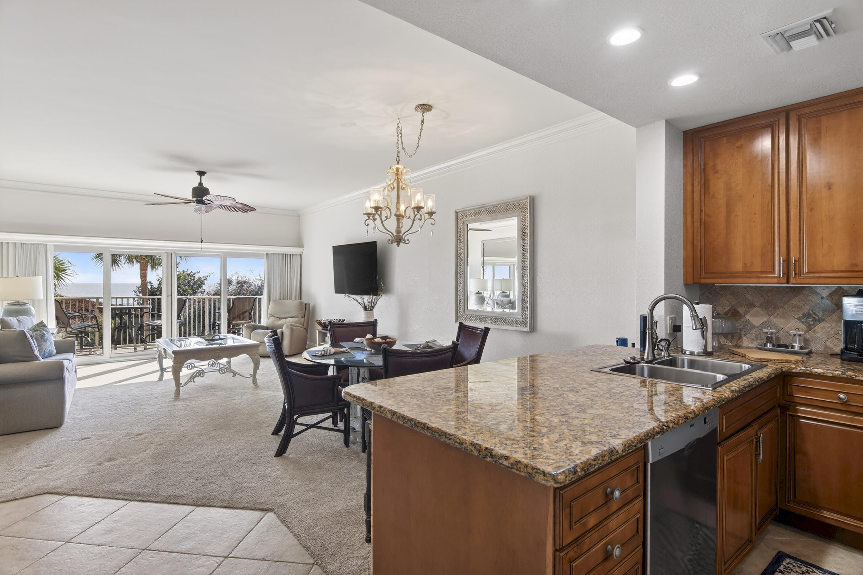 TOPS'L BEACH MANOR - Residential