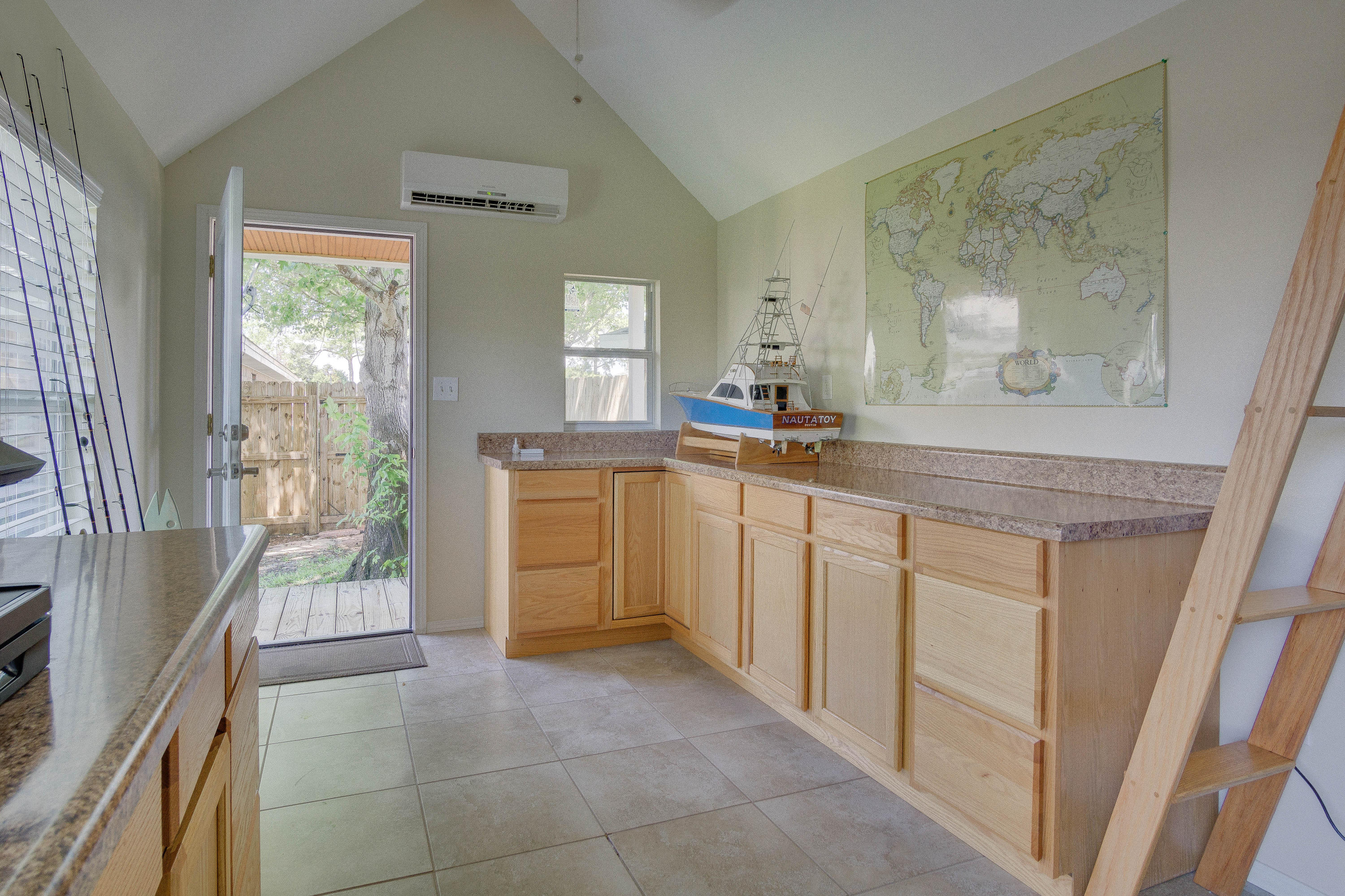 HARBOR BREEZE 2ND ADDN - Residential