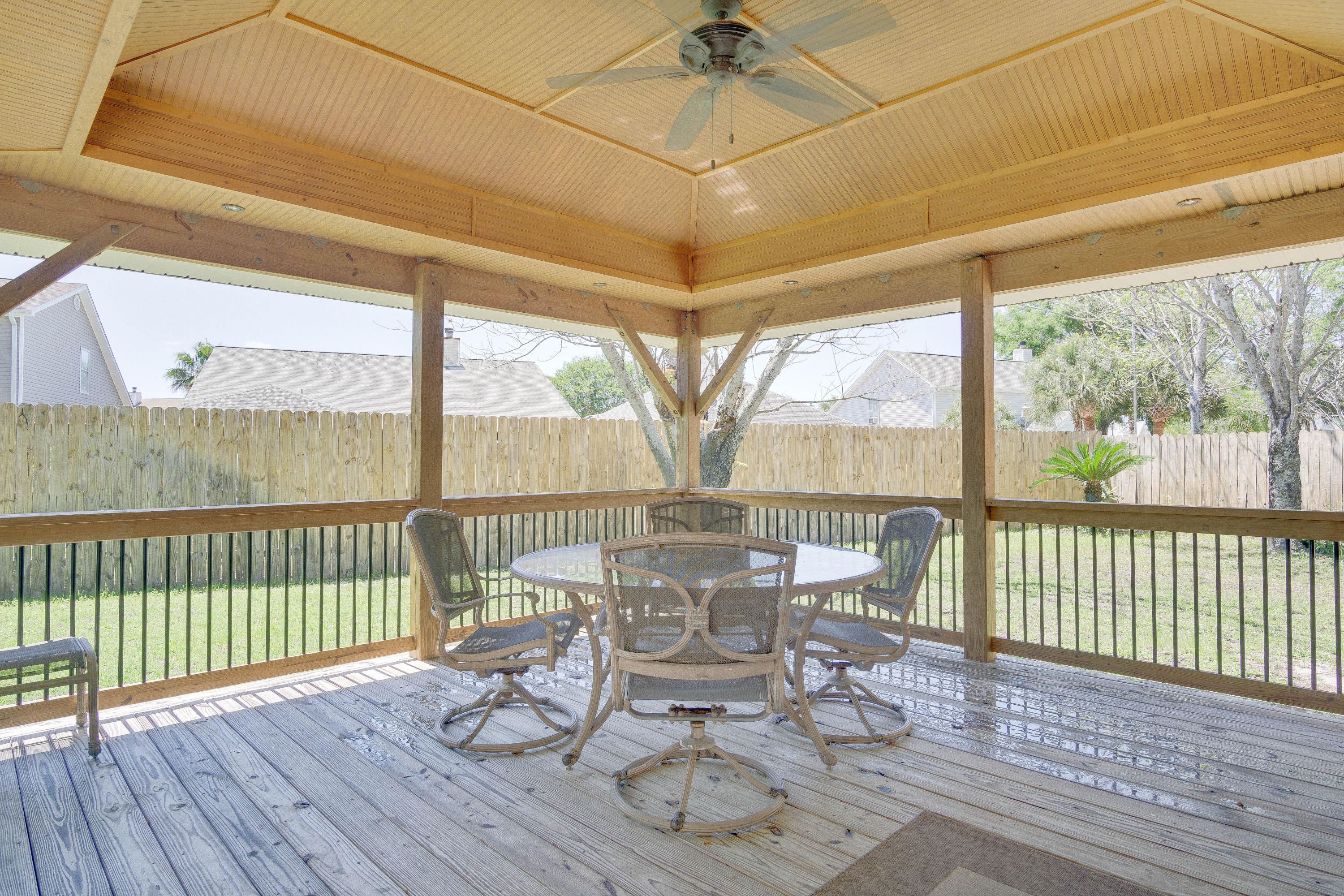 HARBOR BREEZE 2ND ADDN - Residential