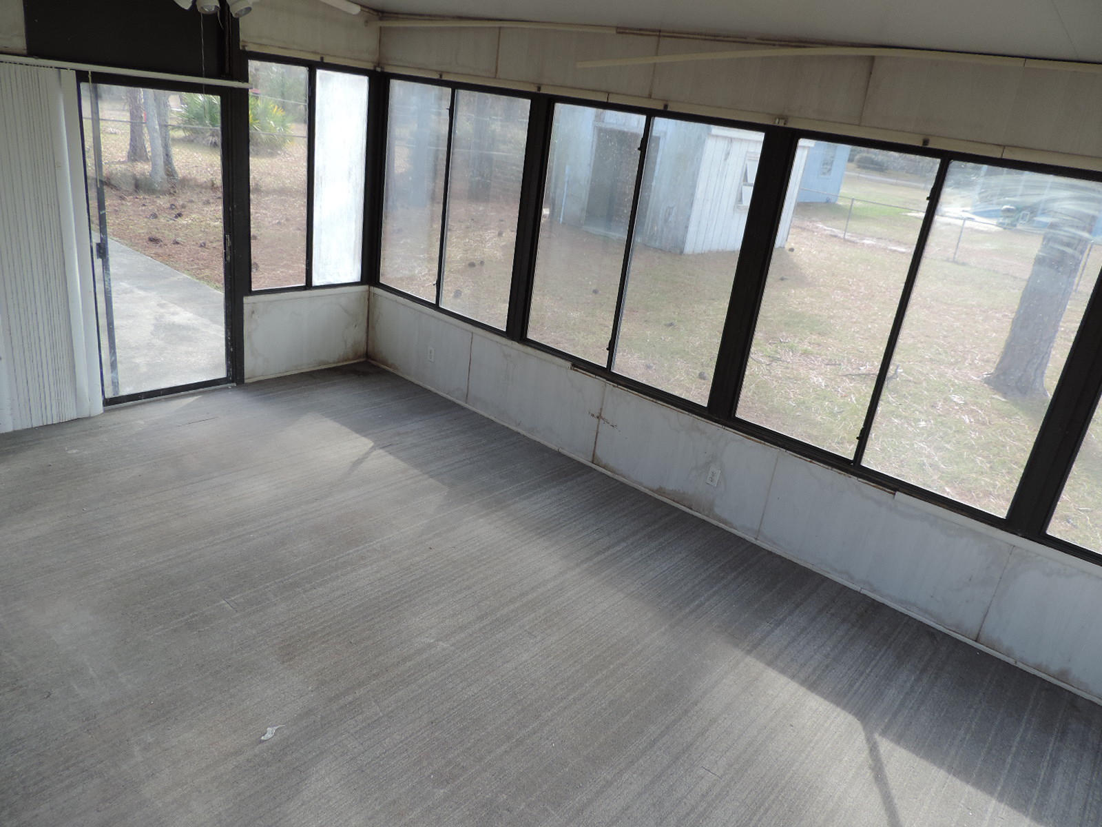 WYNNEHAVEN BEACH ESTATES - Residential