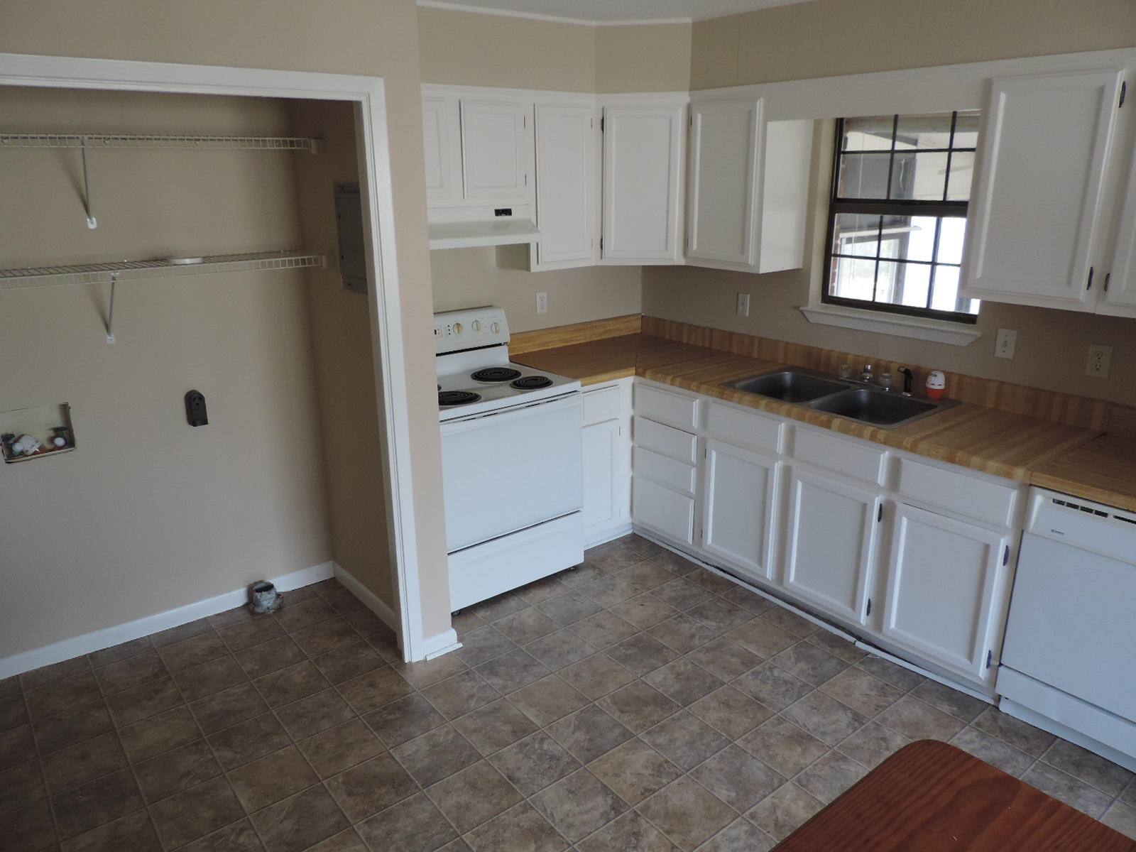 WYNNEHAVEN BEACH ESTATES - Residential