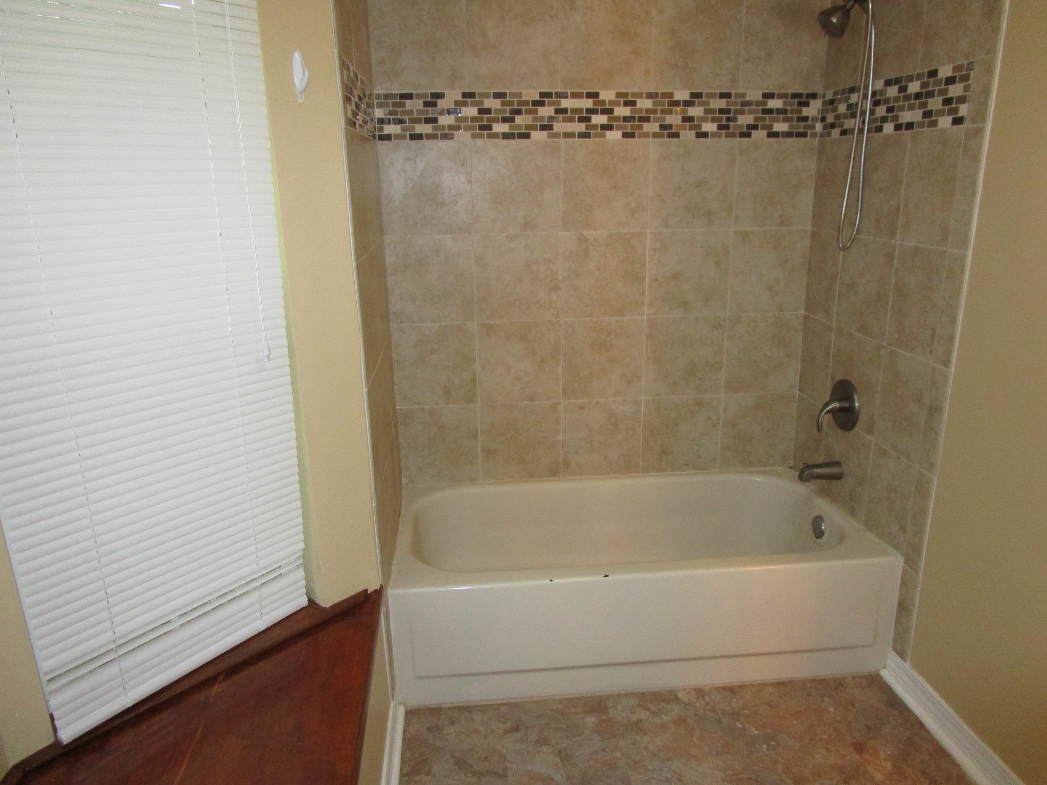 WILLOW BEND PH 1 - Residential Lease