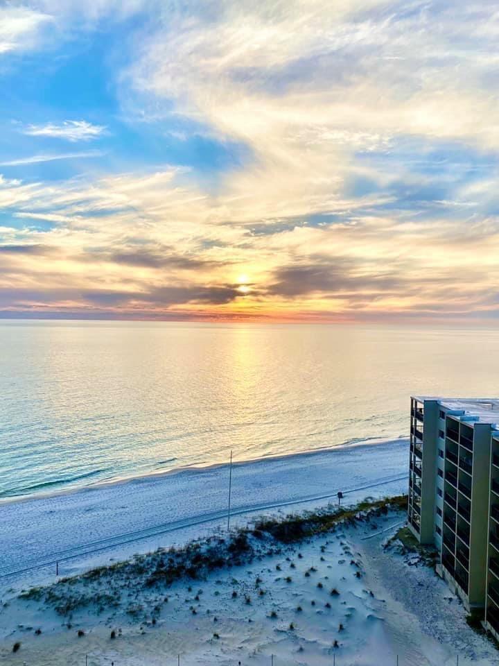 PINNACLE PORT - Residential