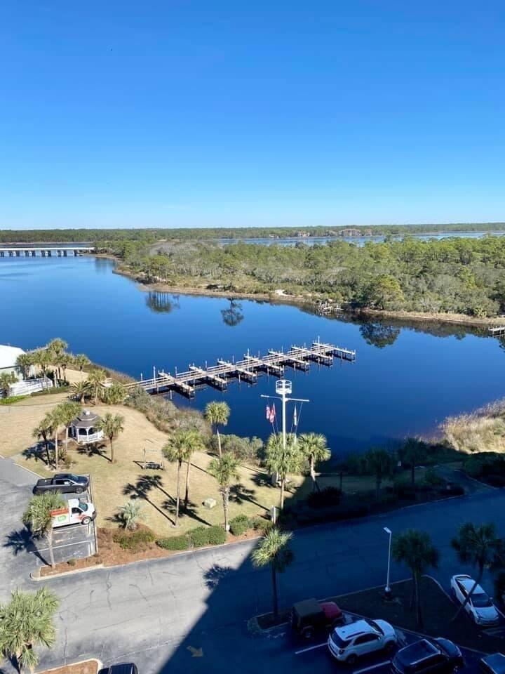 PINNACLE PORT - Residential