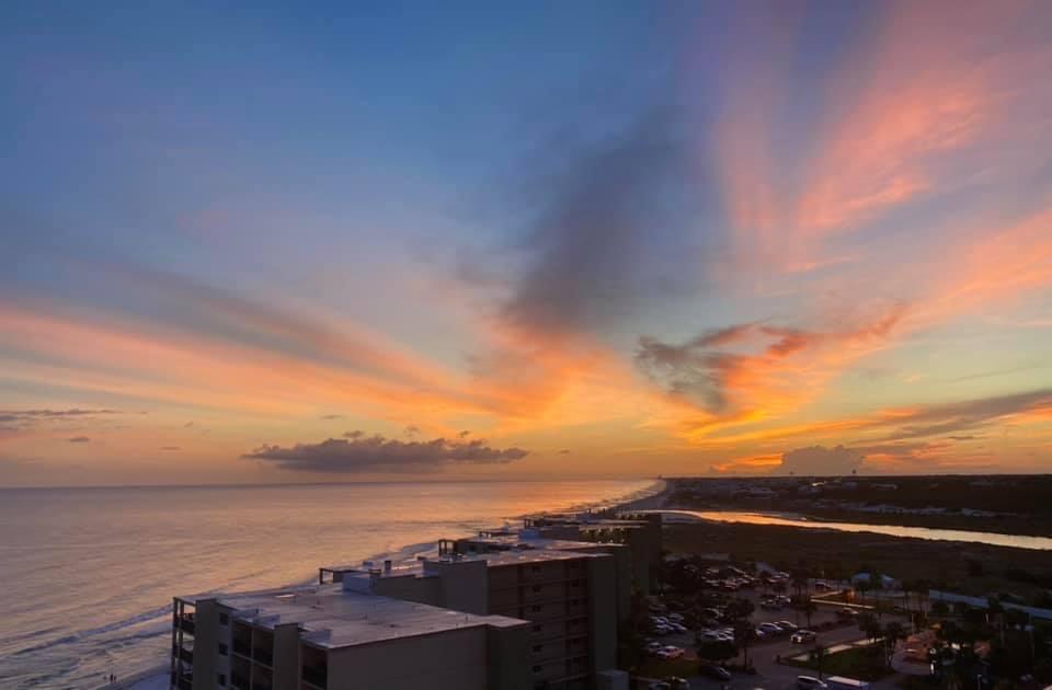 PINNACLE PORT - Residential