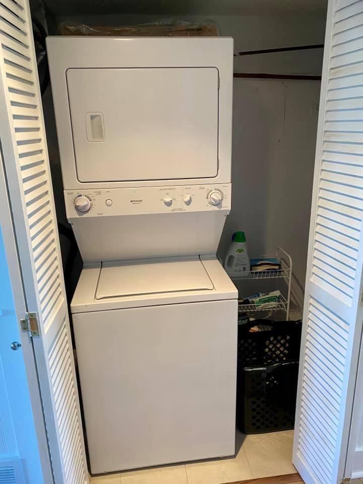 PINNACLE PORT - Residential