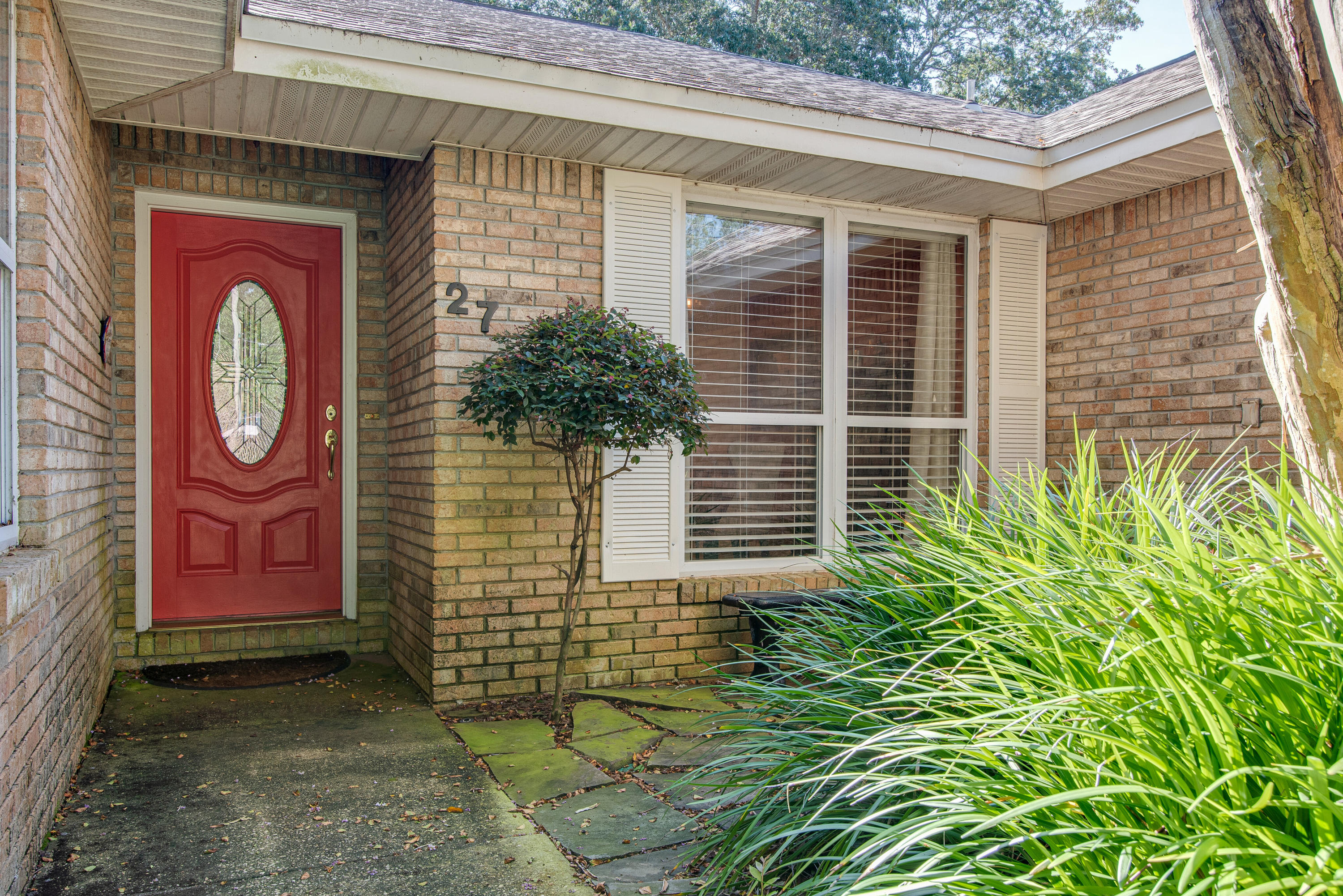 LAKE LORRAINE GARDENS - Residential