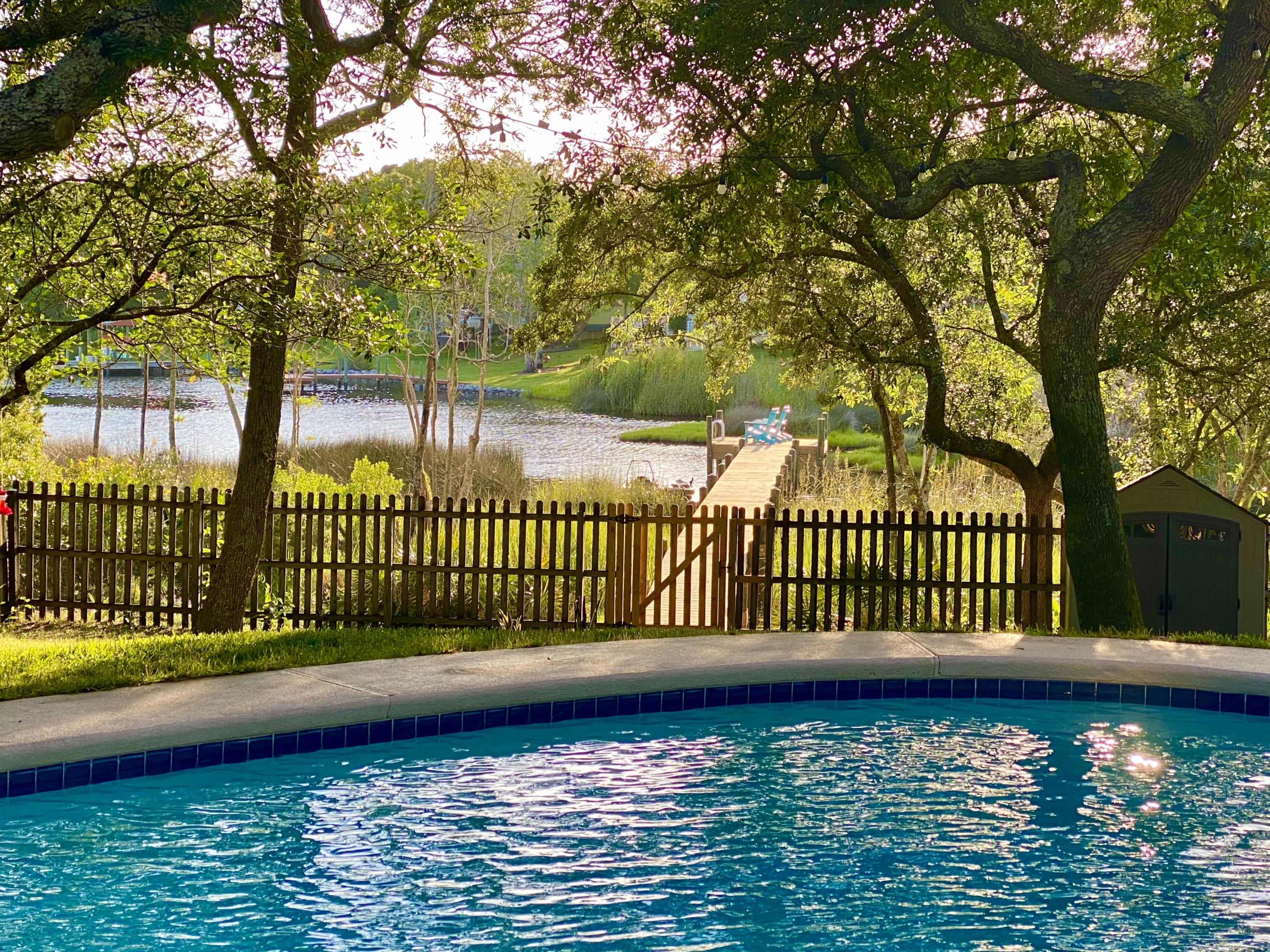 LAKE LORRAINE GARDENS - Residential