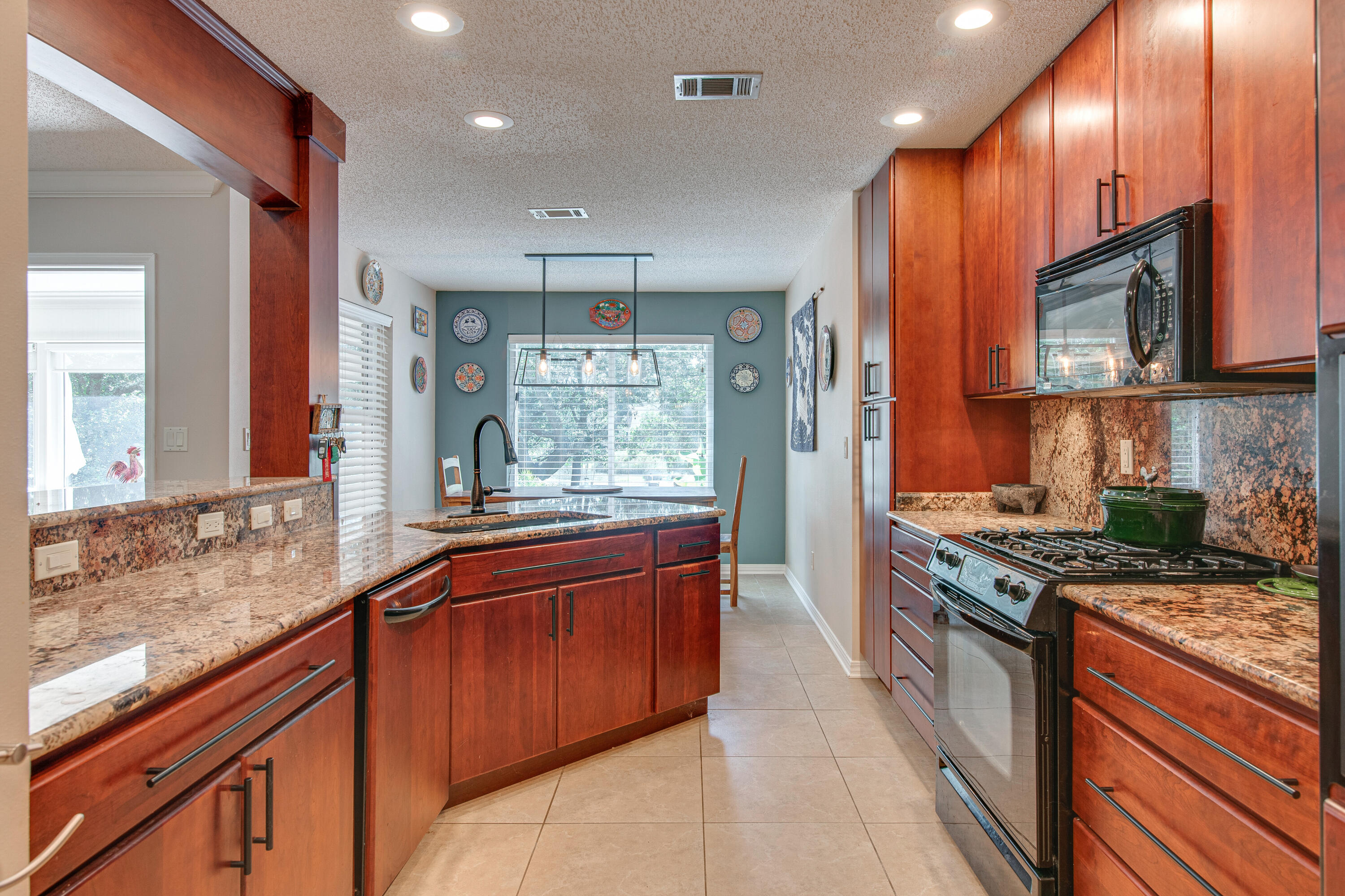 LAKE LORRAINE GARDENS - Residential