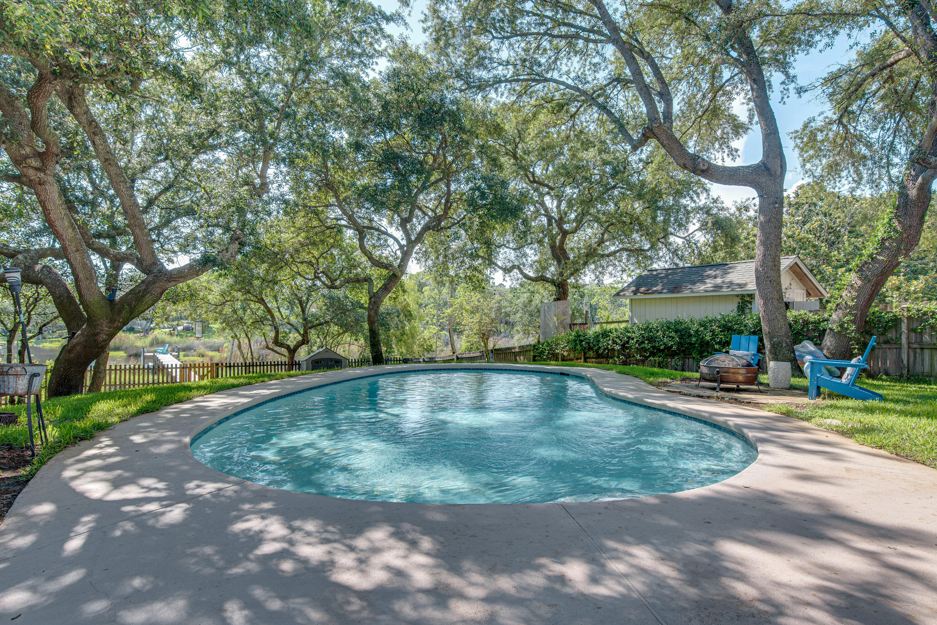 LAKE LORRAINE GARDENS - Residential