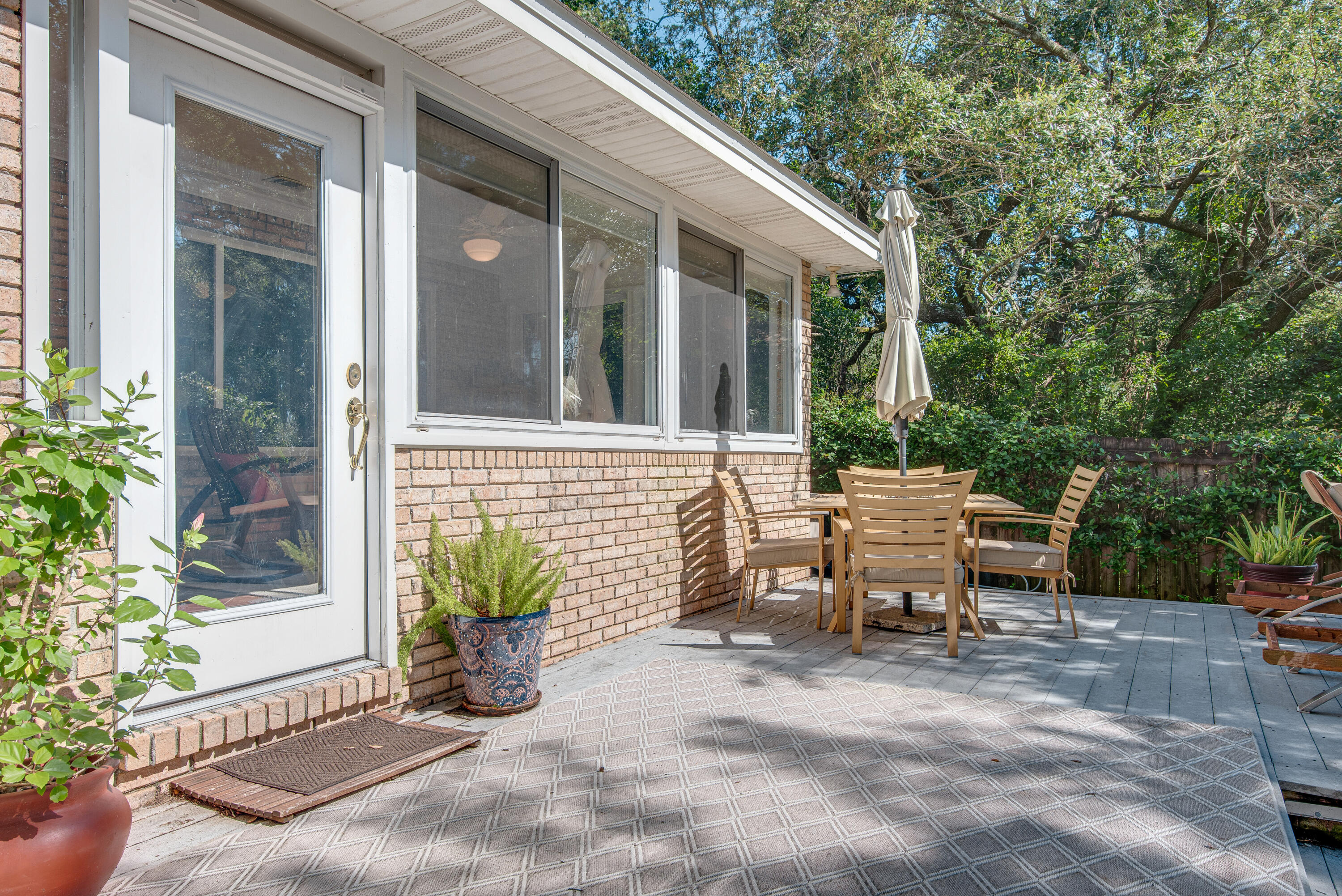 LAKE LORRAINE GARDENS - Residential