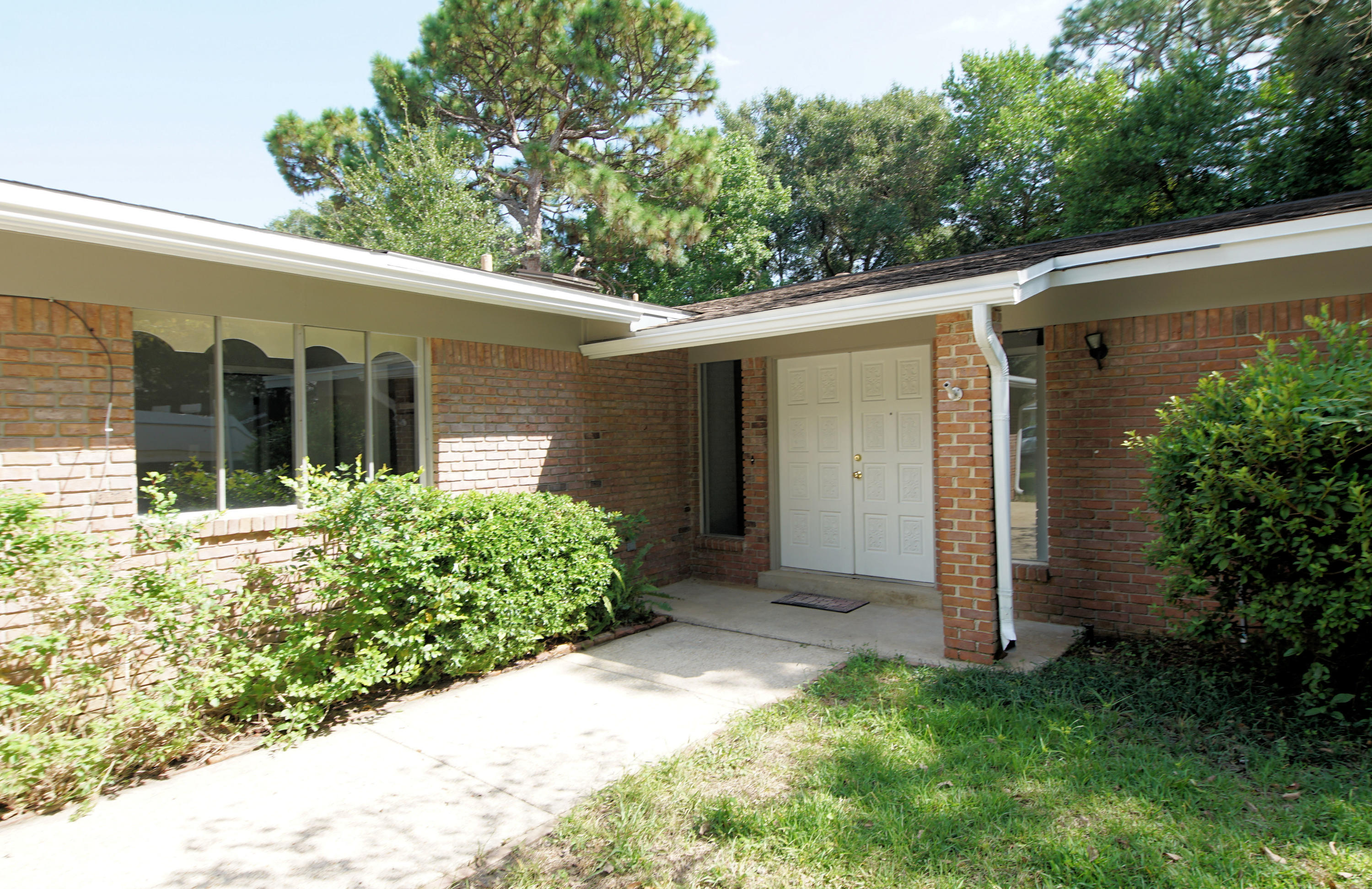 BAYOU POQUITO - Residential