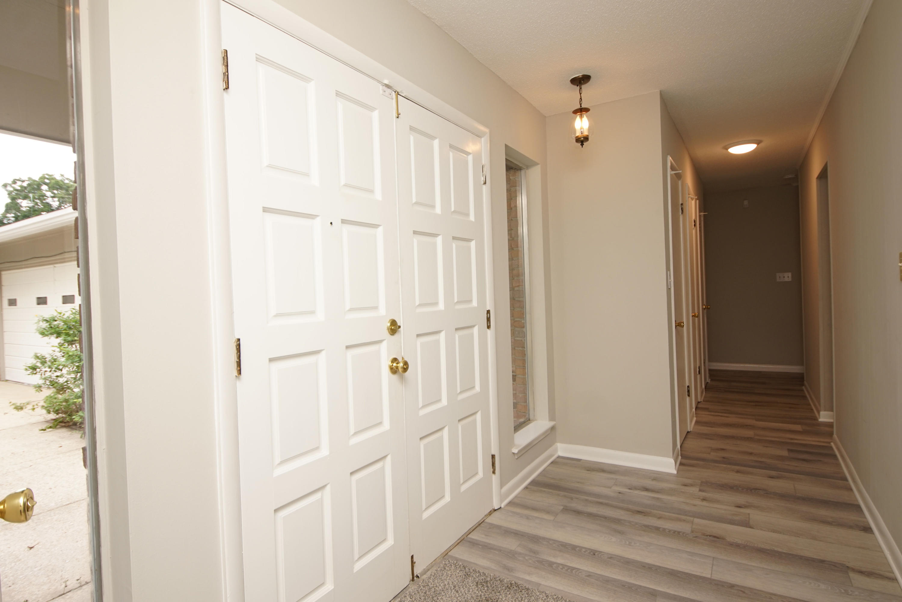 BAYOU POQUITO - Residential