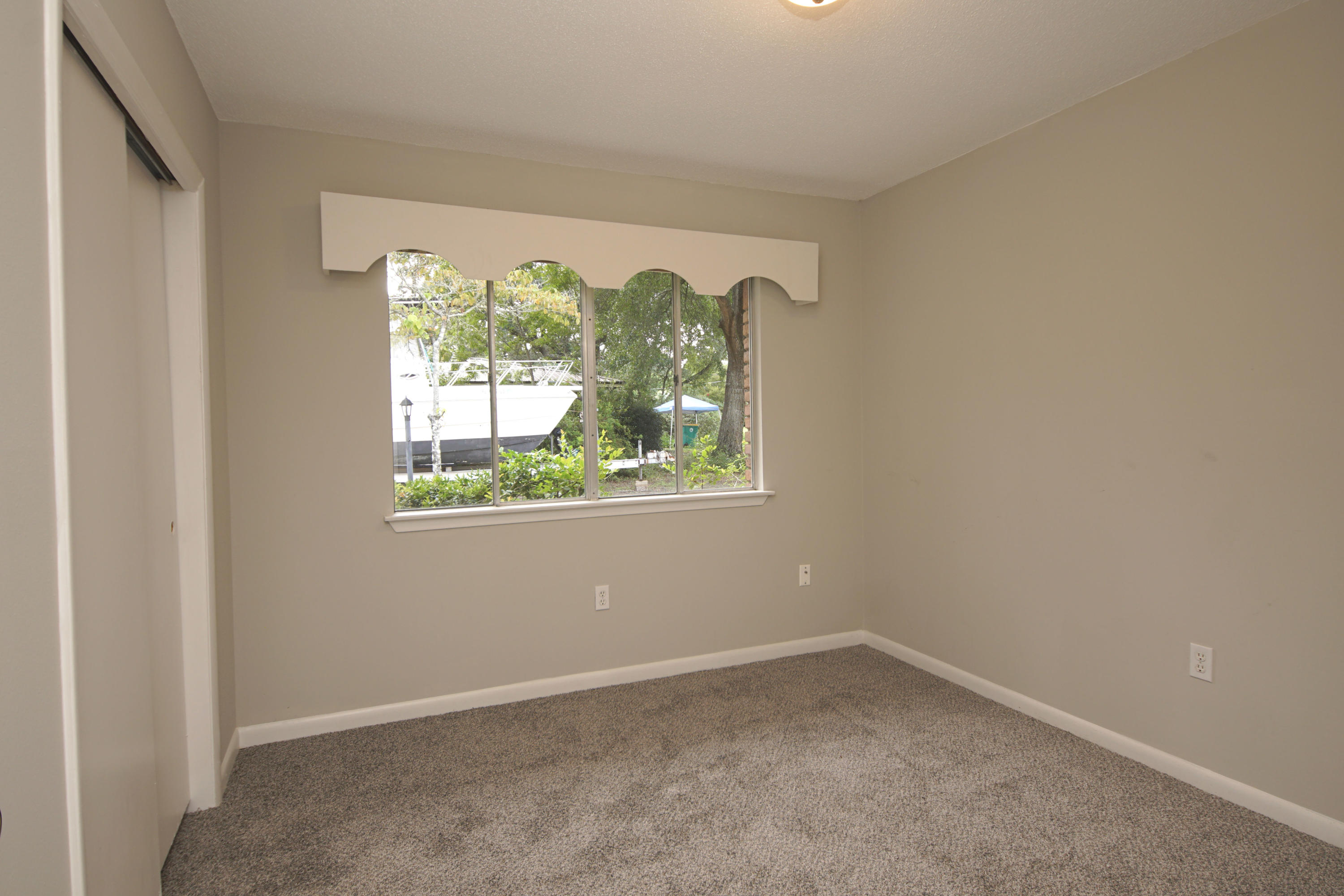 BAYOU POQUITO - Residential