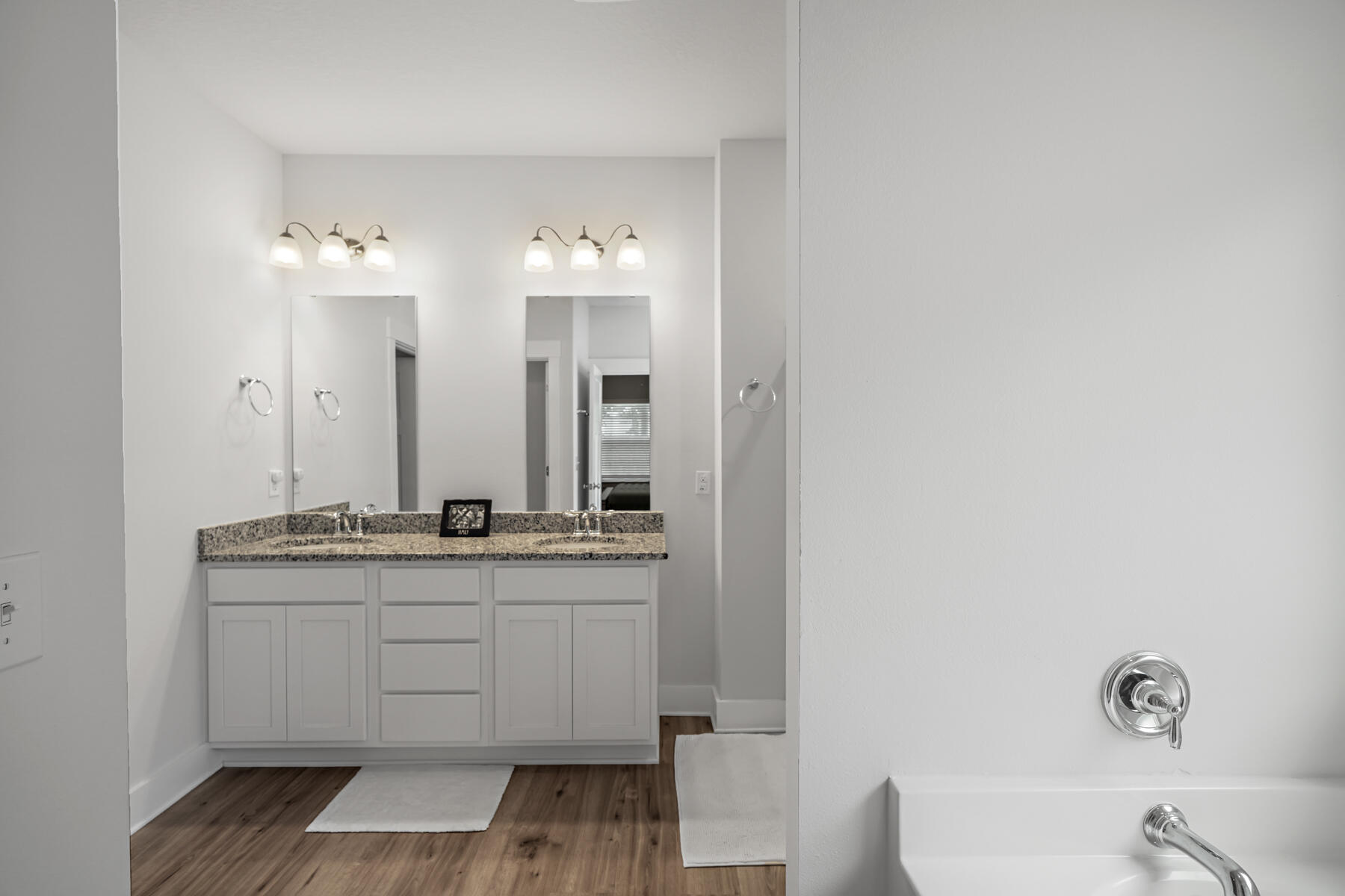 BROOKS LANDING - Residential