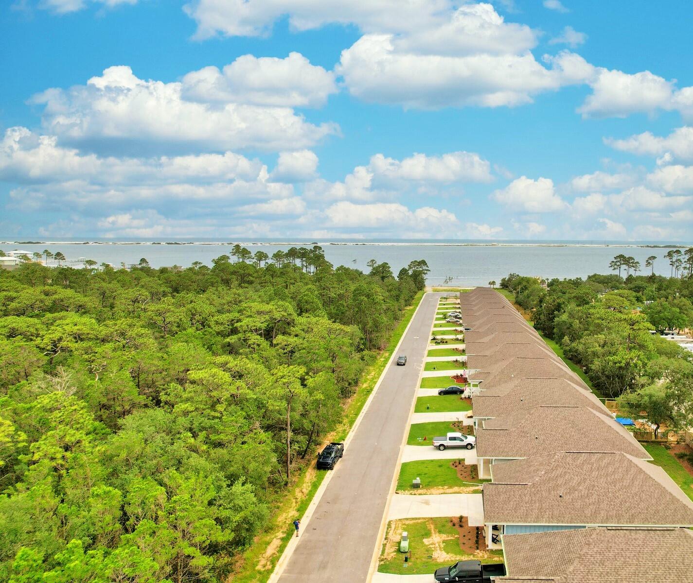 BROOKS LANDING - Residential